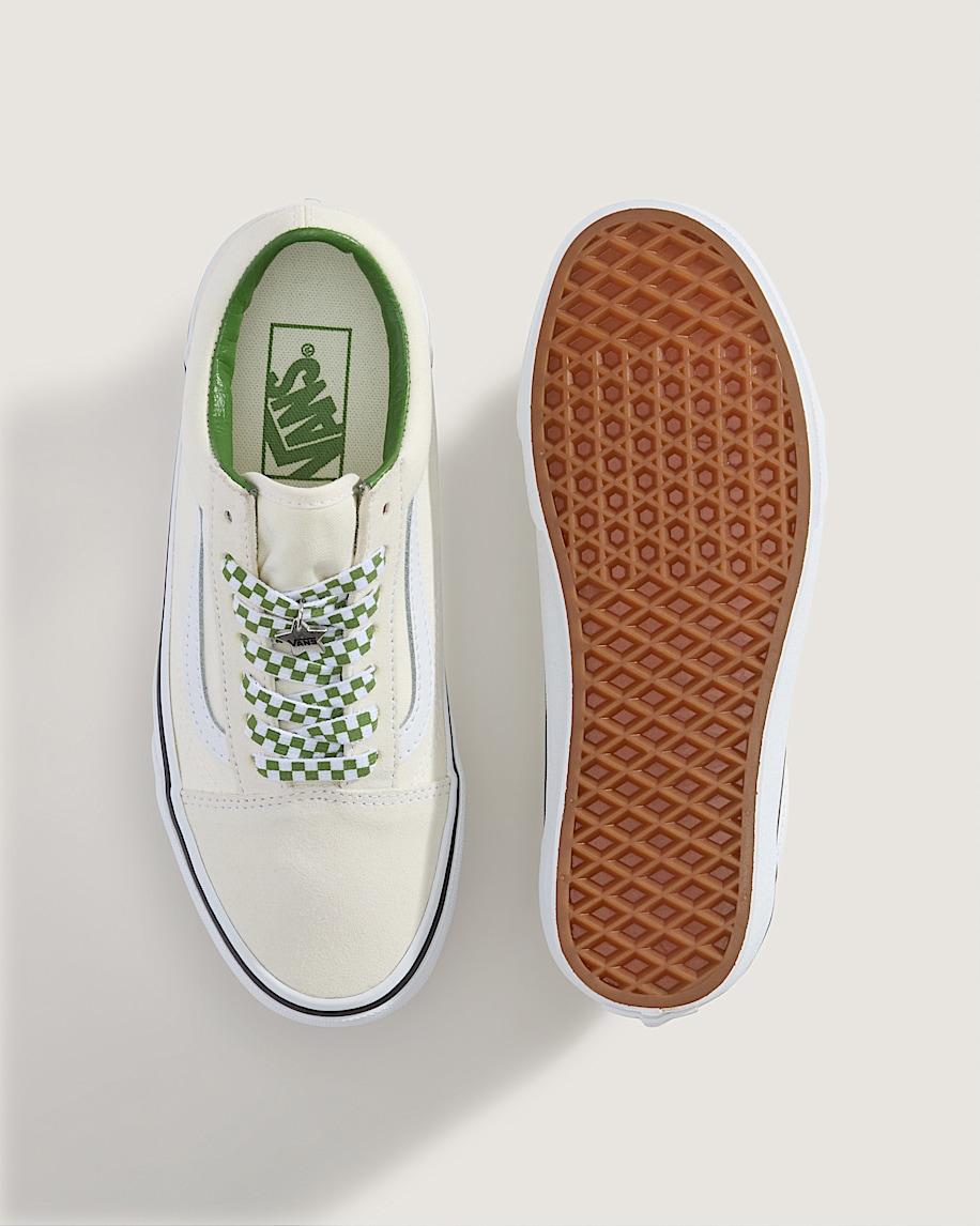 Old Skool Shoe in Marshmallow / Green| Vans US Product Image