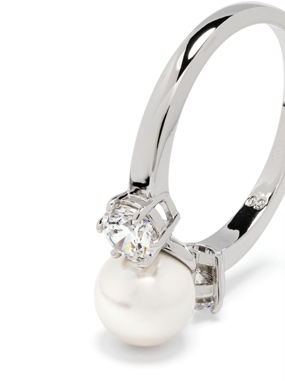 Matrix crystal pearl ring Product Image