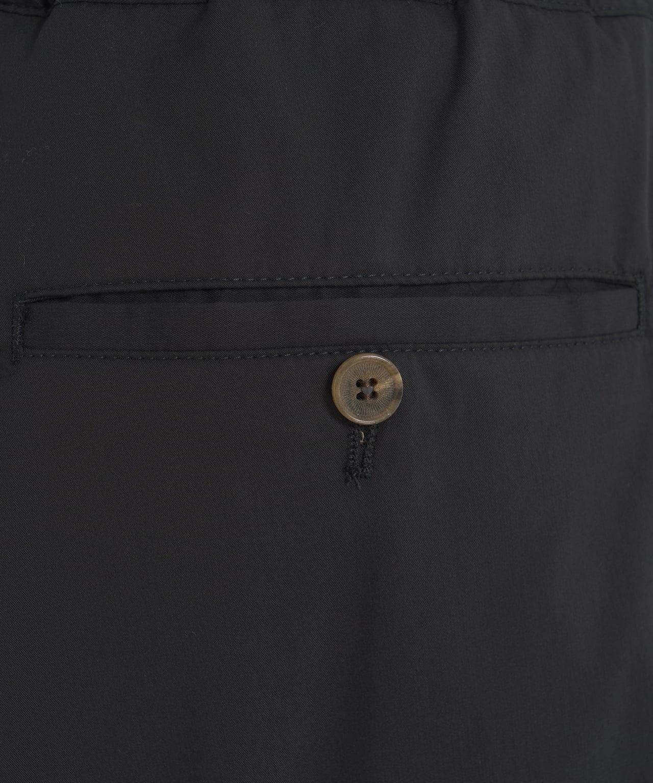 Active textile shorts Product Image