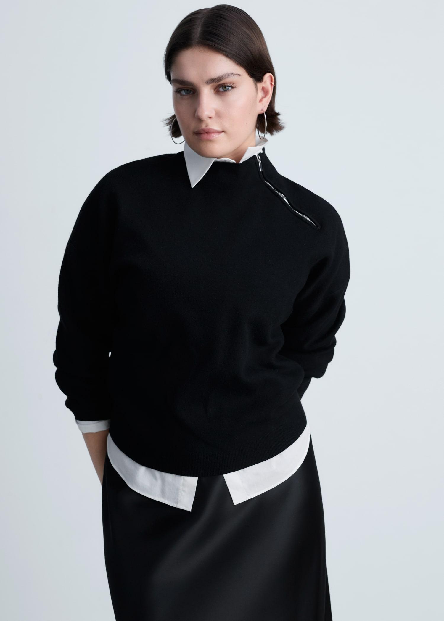 Perkins-neck sweater with zip - Women | MANGO USA Product Image