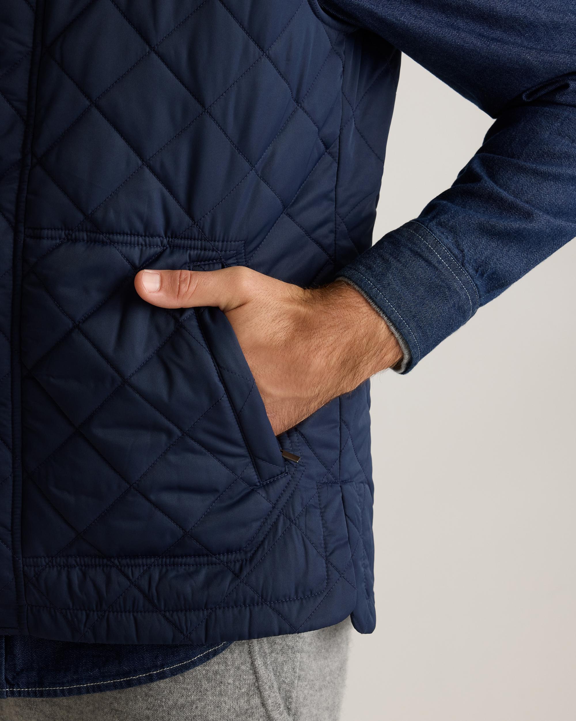 Quince | Men's Featherless Quilted Vest Nylon Product Image