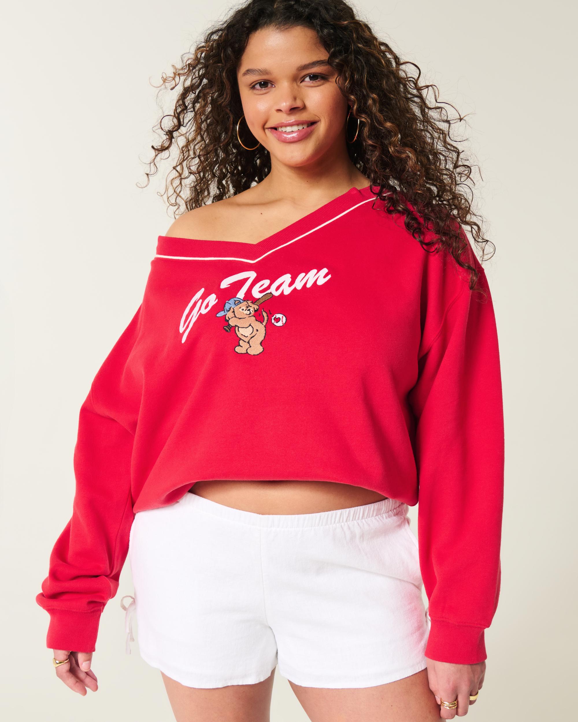 Oversized Go Team Graphic V-Neck Sweatshirt Product Image