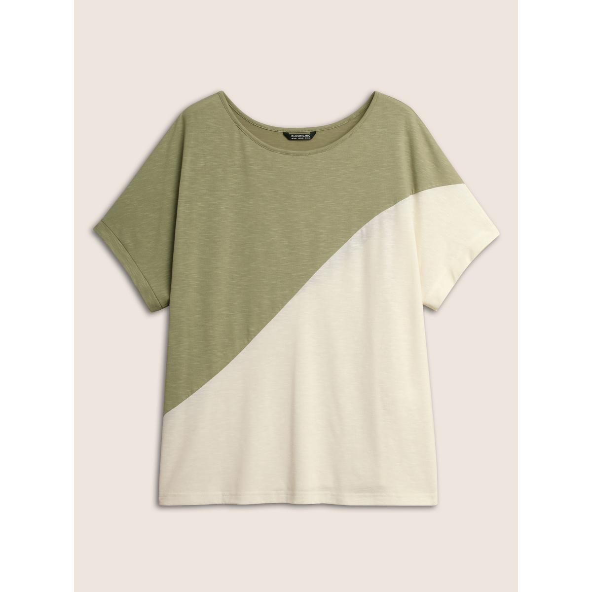 Plus Size Two Tone Heather Batwing Sleeve T-shirt ArmyGreen Women Casual Contrast Round Neck Everyday T-shirts BloomChic 30/6X Product Image