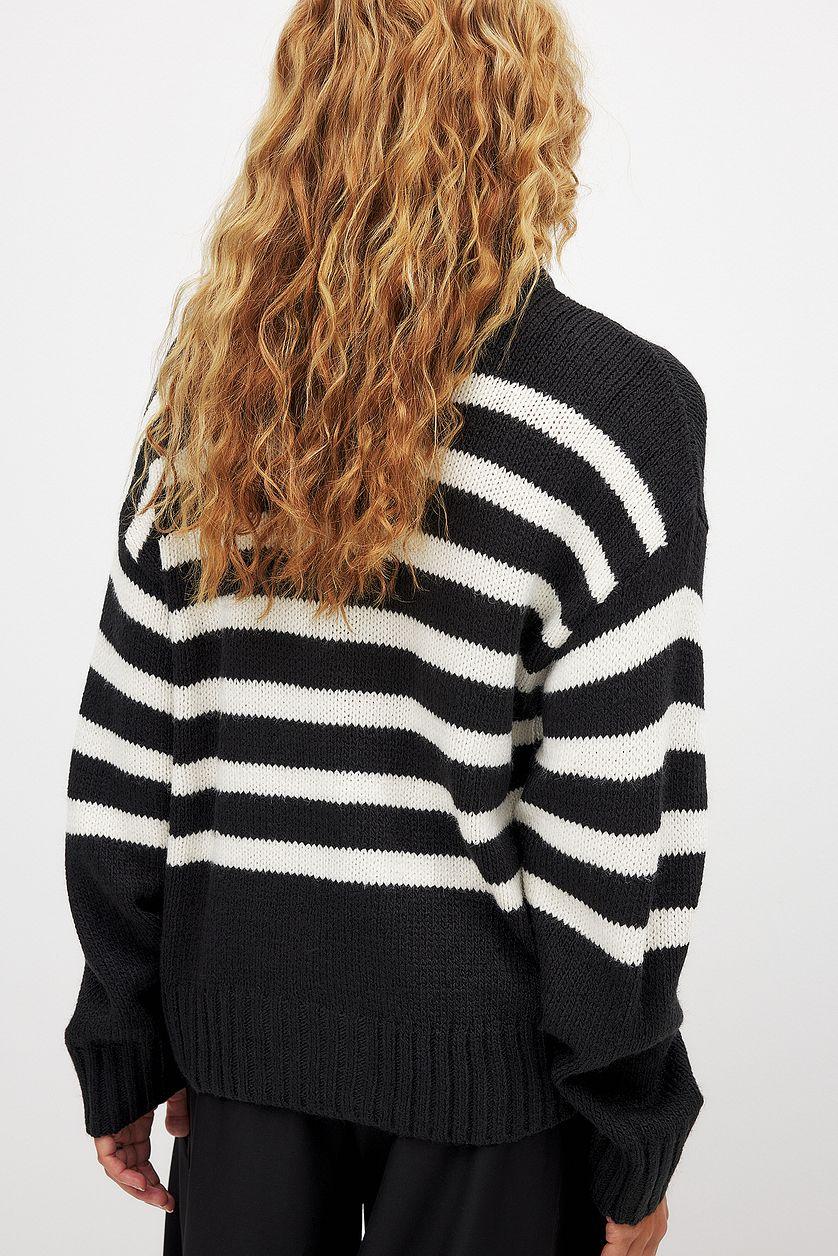 Turtle Neck Knitted Striped Sweater Black Product Image