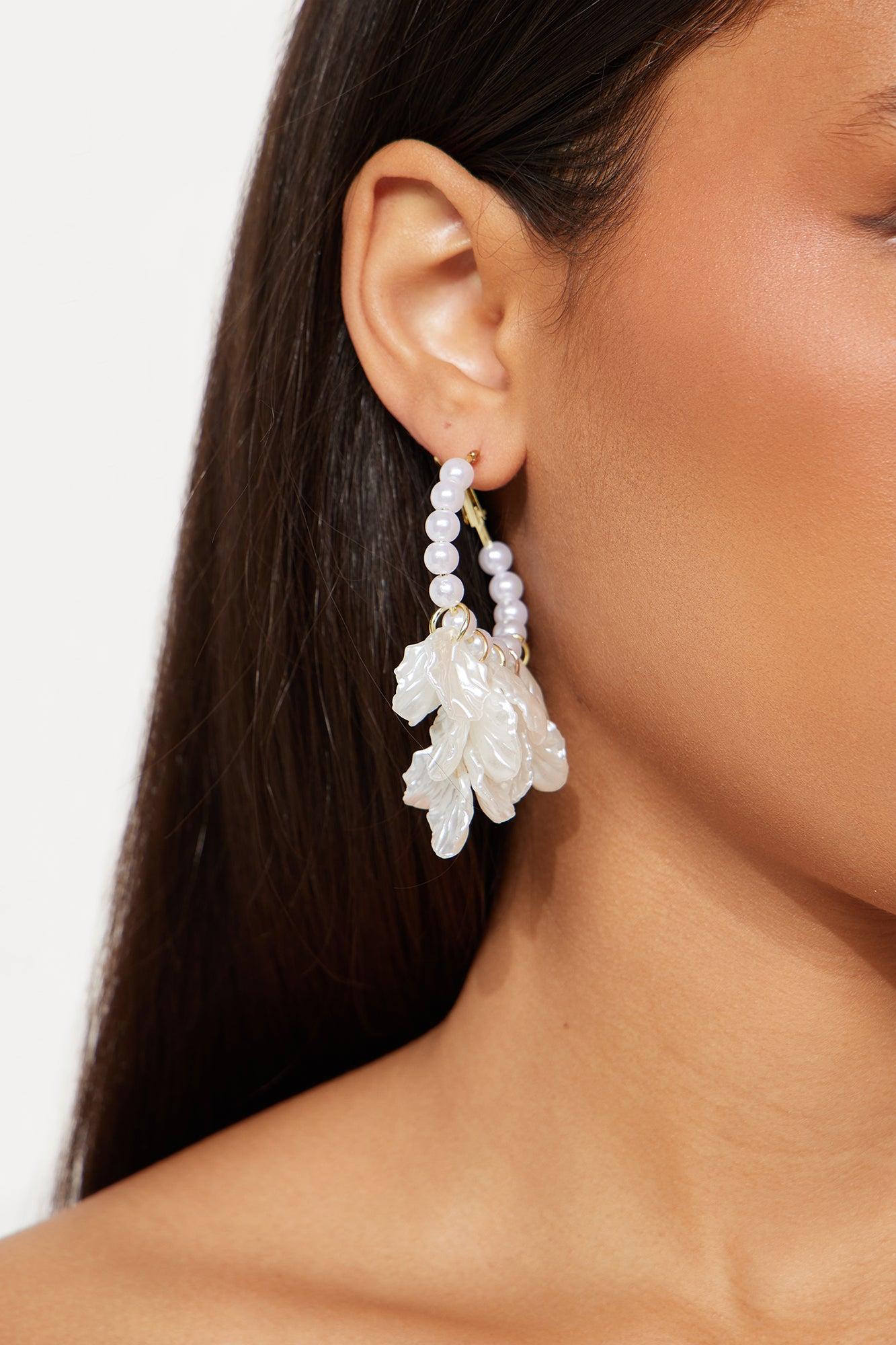 Saltwater Rose Earrings - Ivory Product Image