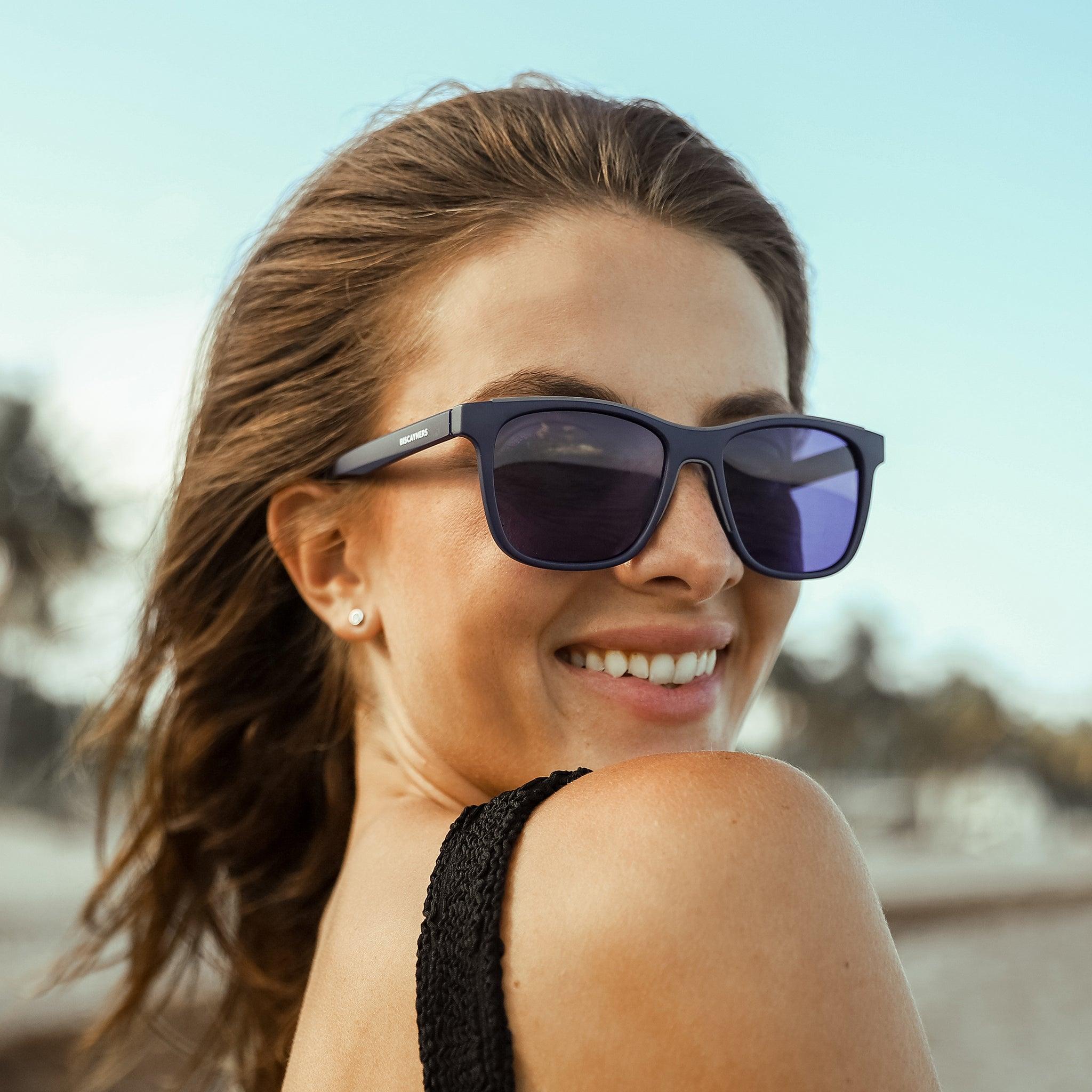 Biscayners Galen Blue Sunglasses Unisex Product Image
