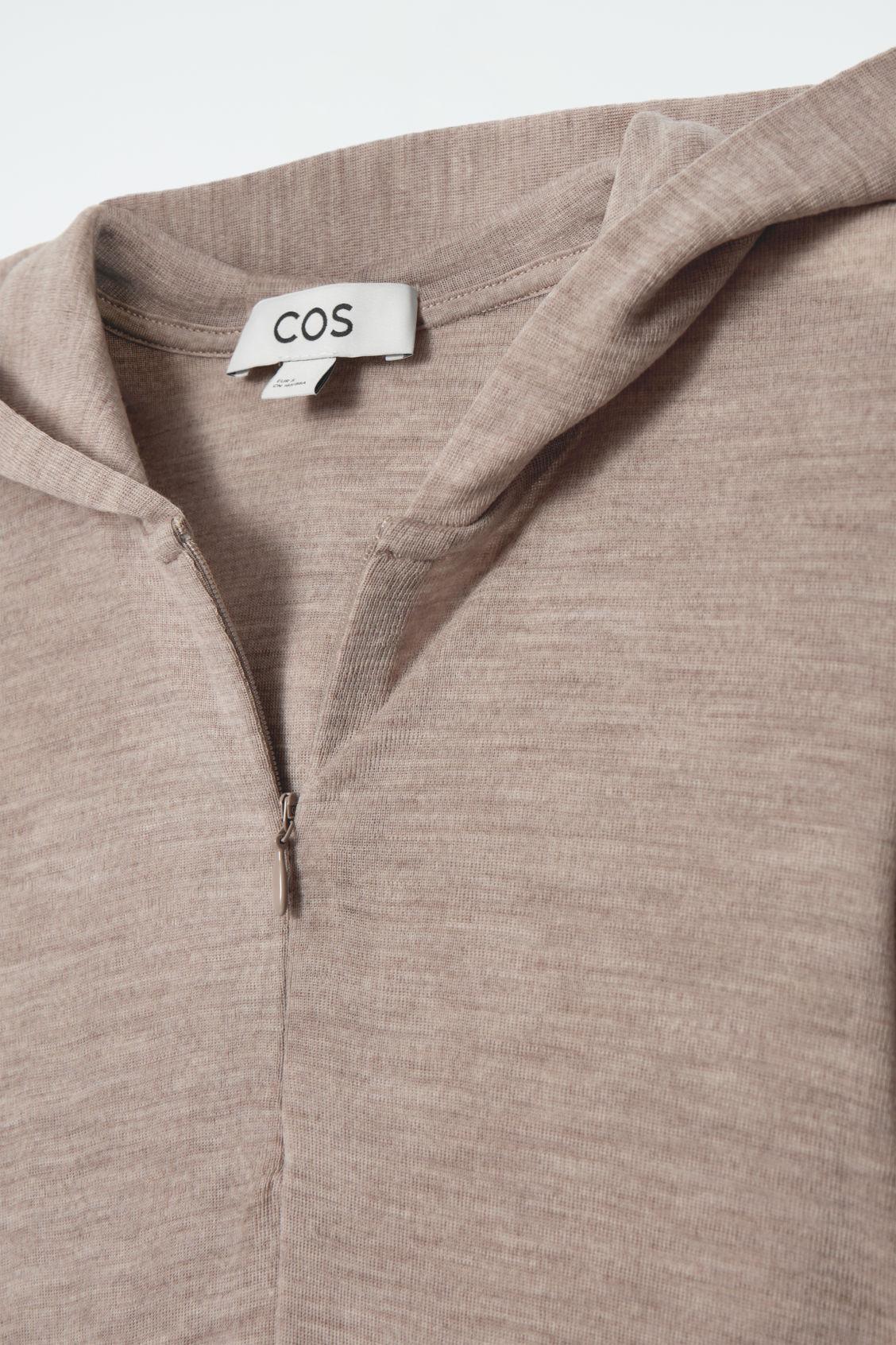 SLIM HALF-ZIP WOOL HOODIE Product Image
