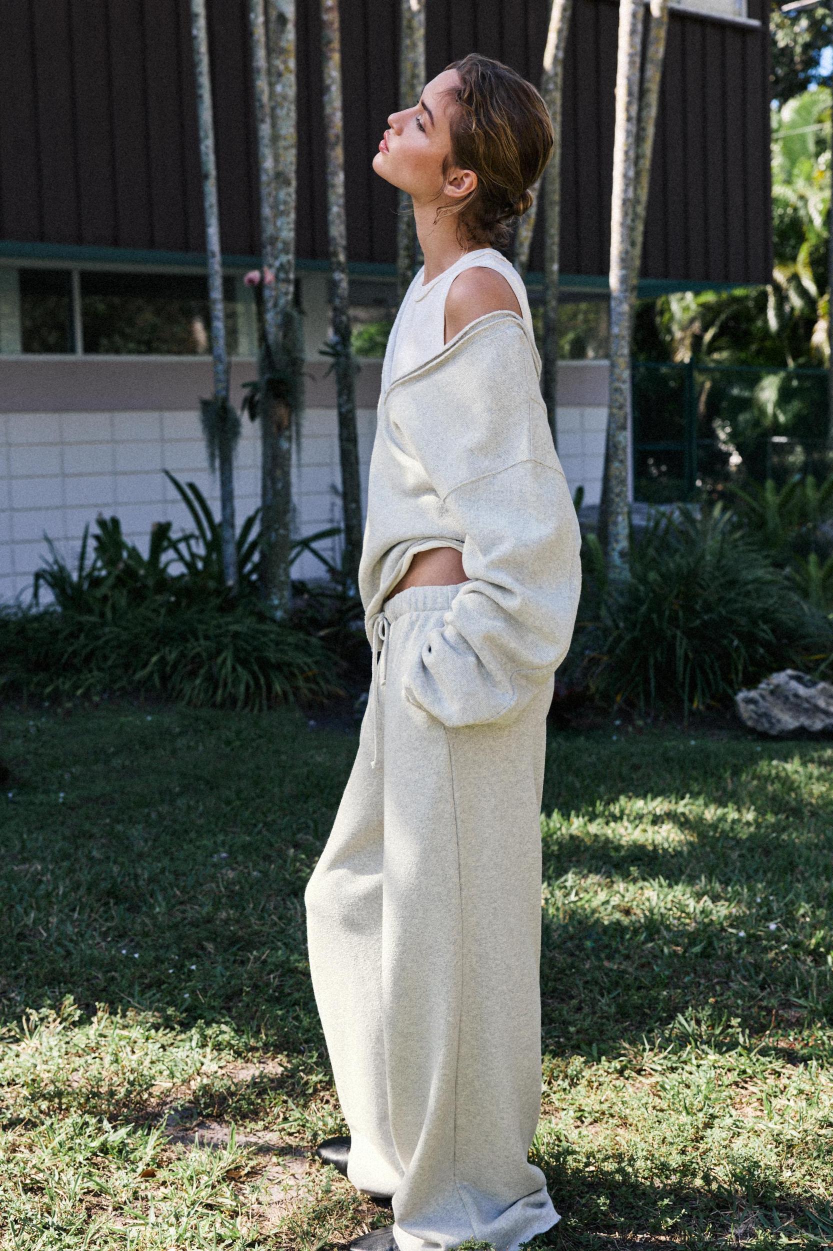 SOFT SWEATPANTS Product Image