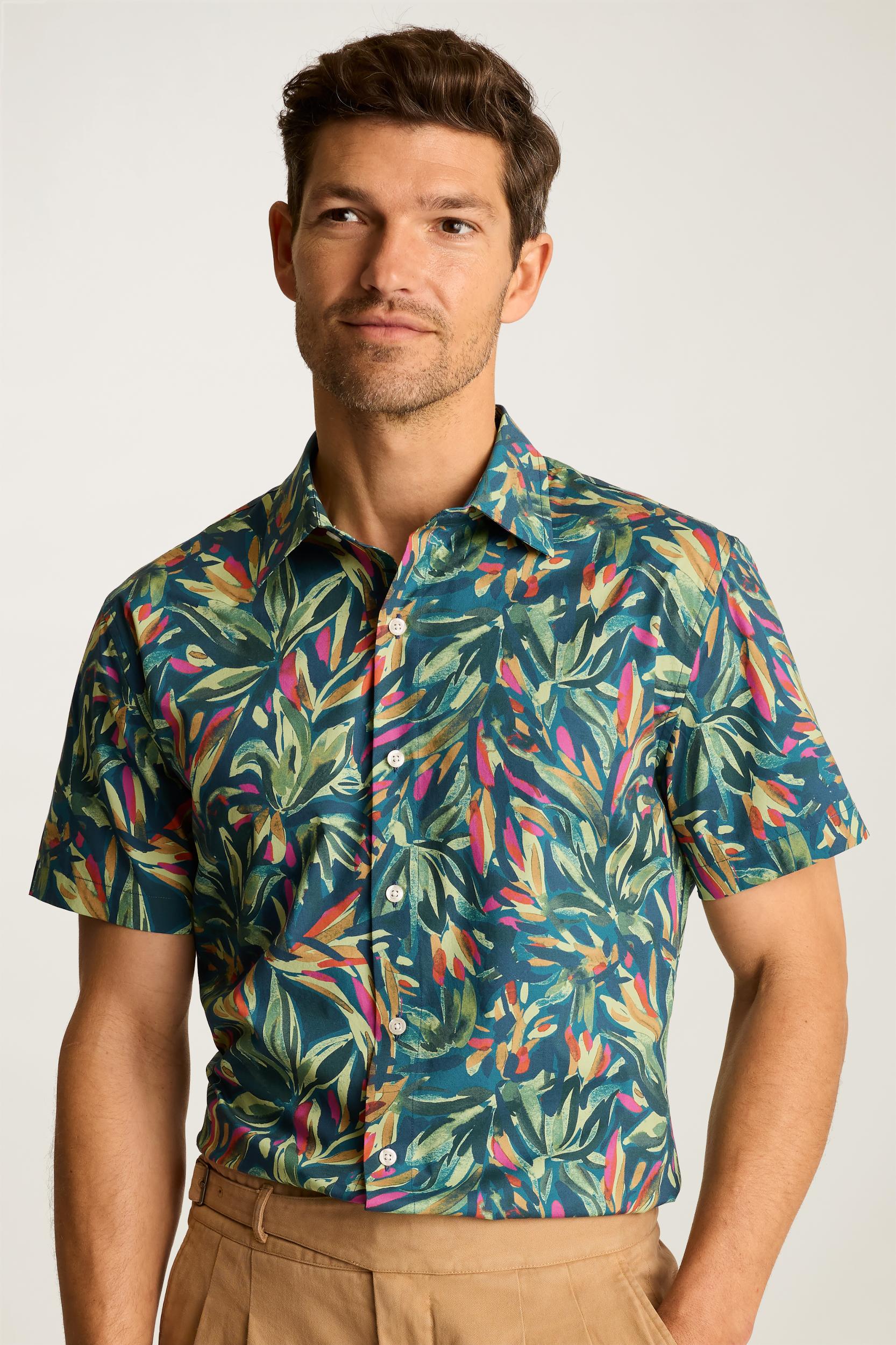 Riviera Short Sleeve Shirt Product Image