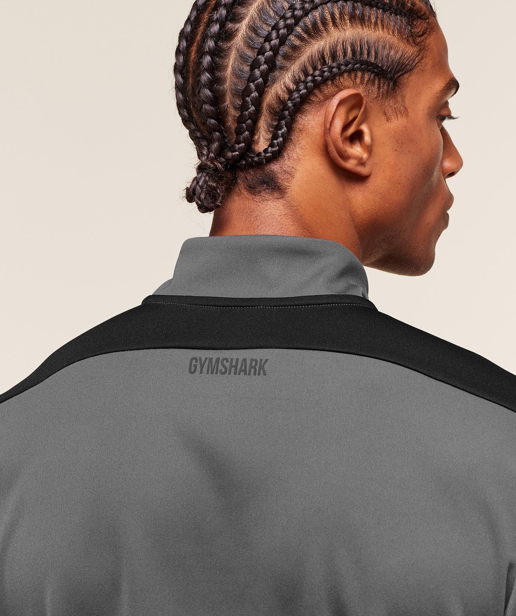 Gymshark Arrival Block 1/4 Zip - Dark Grey Male Product Image