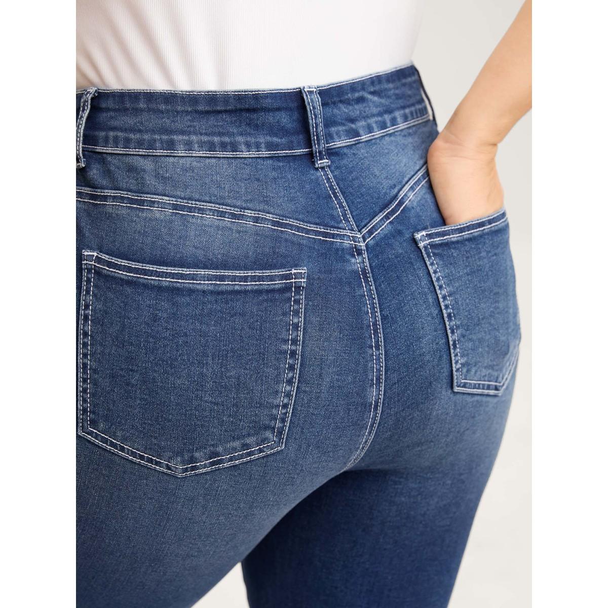 Plus Size Stretchy Booty-Lifting Skinny-Fit Jeans Women Midblue Leisure High stretch Slanted pocket Jeans BloomChic 14/1X Product Image