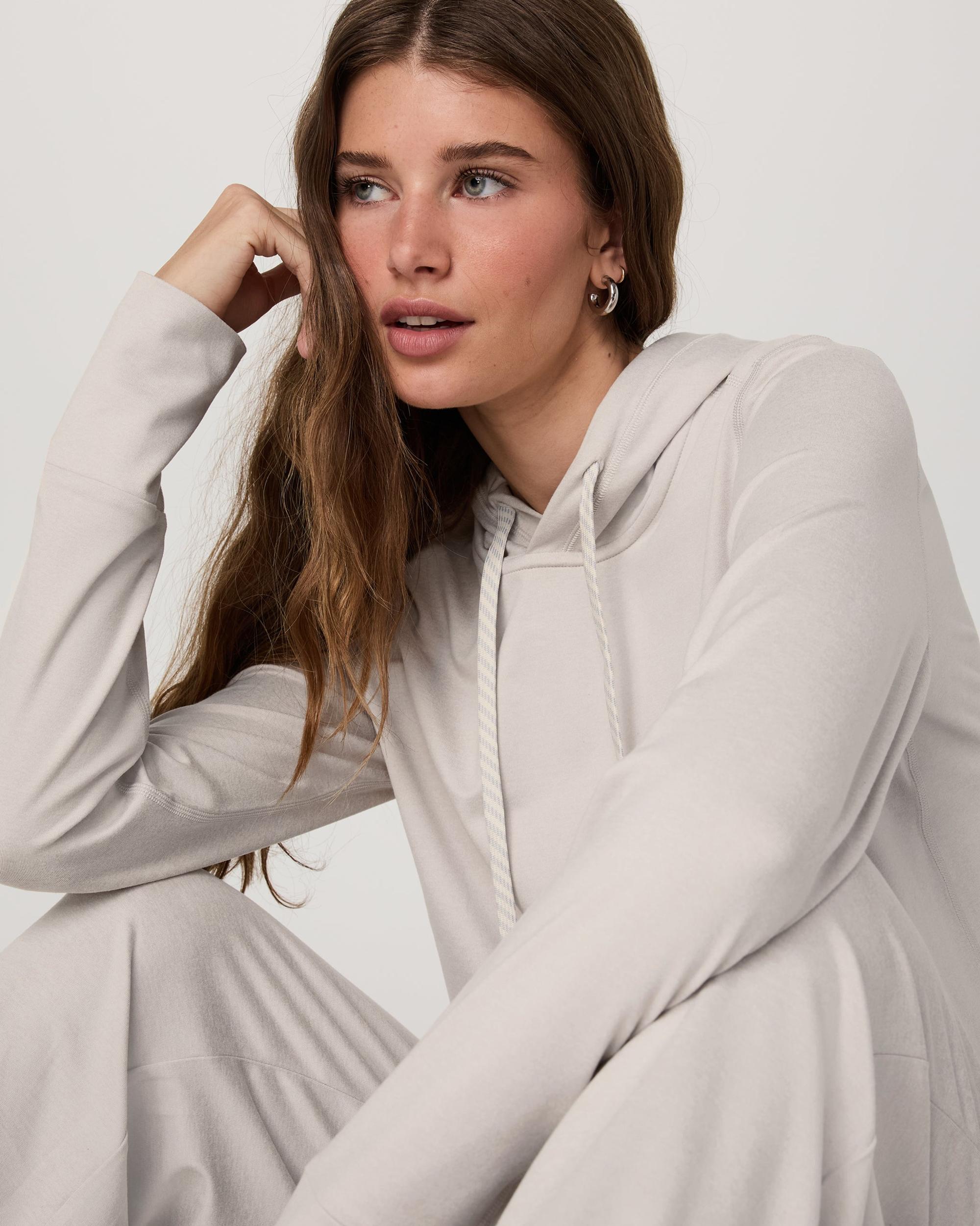 Halo Essential Hoodie Product Image