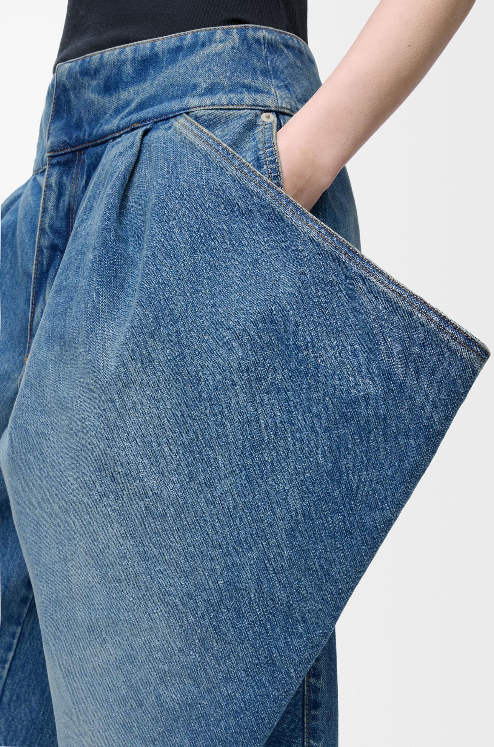 Trousers in denim Product Image