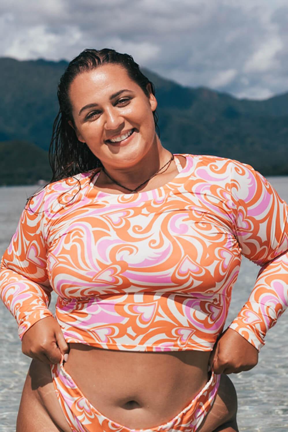 Freya Long Sleeved Crop Rashguard - Darlin Female Product Image