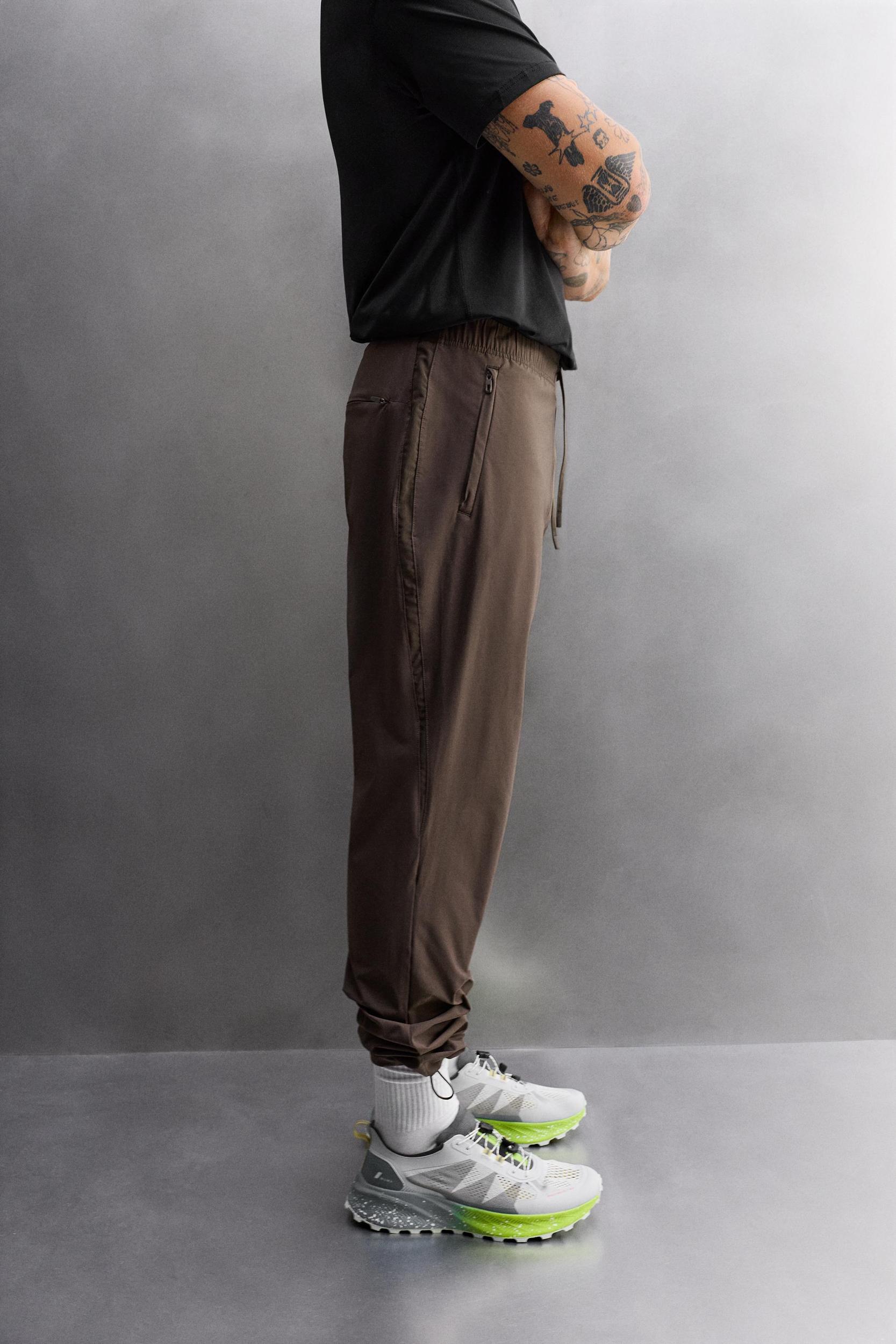 TECHNICAL PANTS Product Image