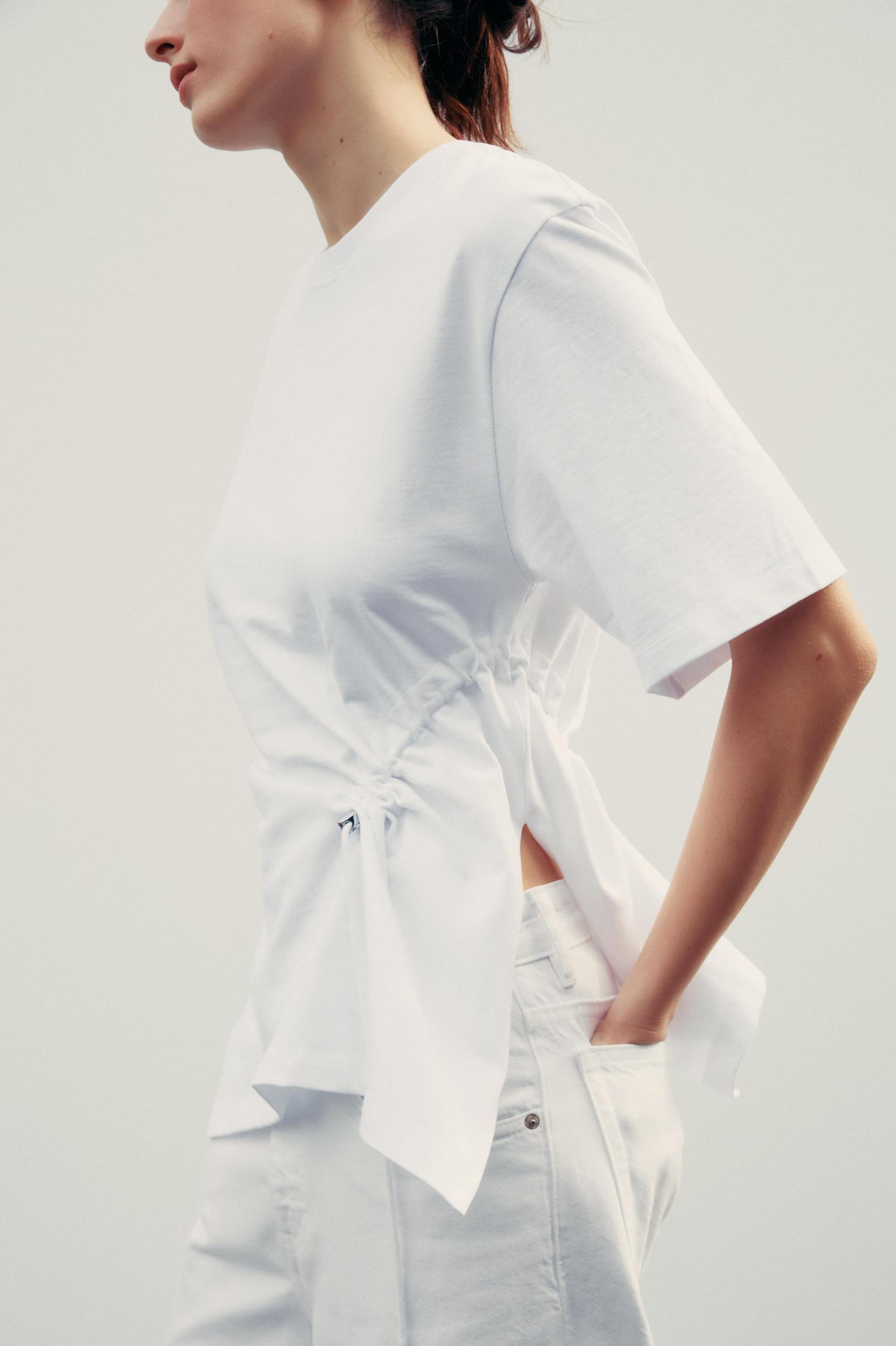 ASYMMETRIC STOPPER T-SHIRT Product Image