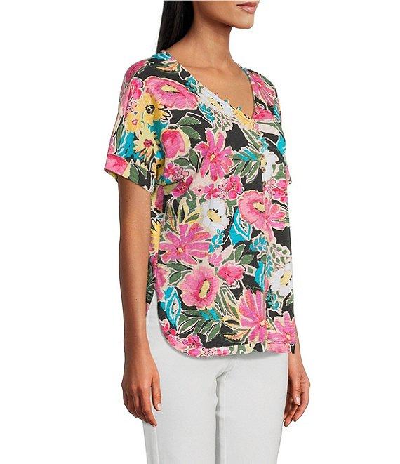 Intro Petite Size Floral V-Neck Short Sleeve Tee Product Image
