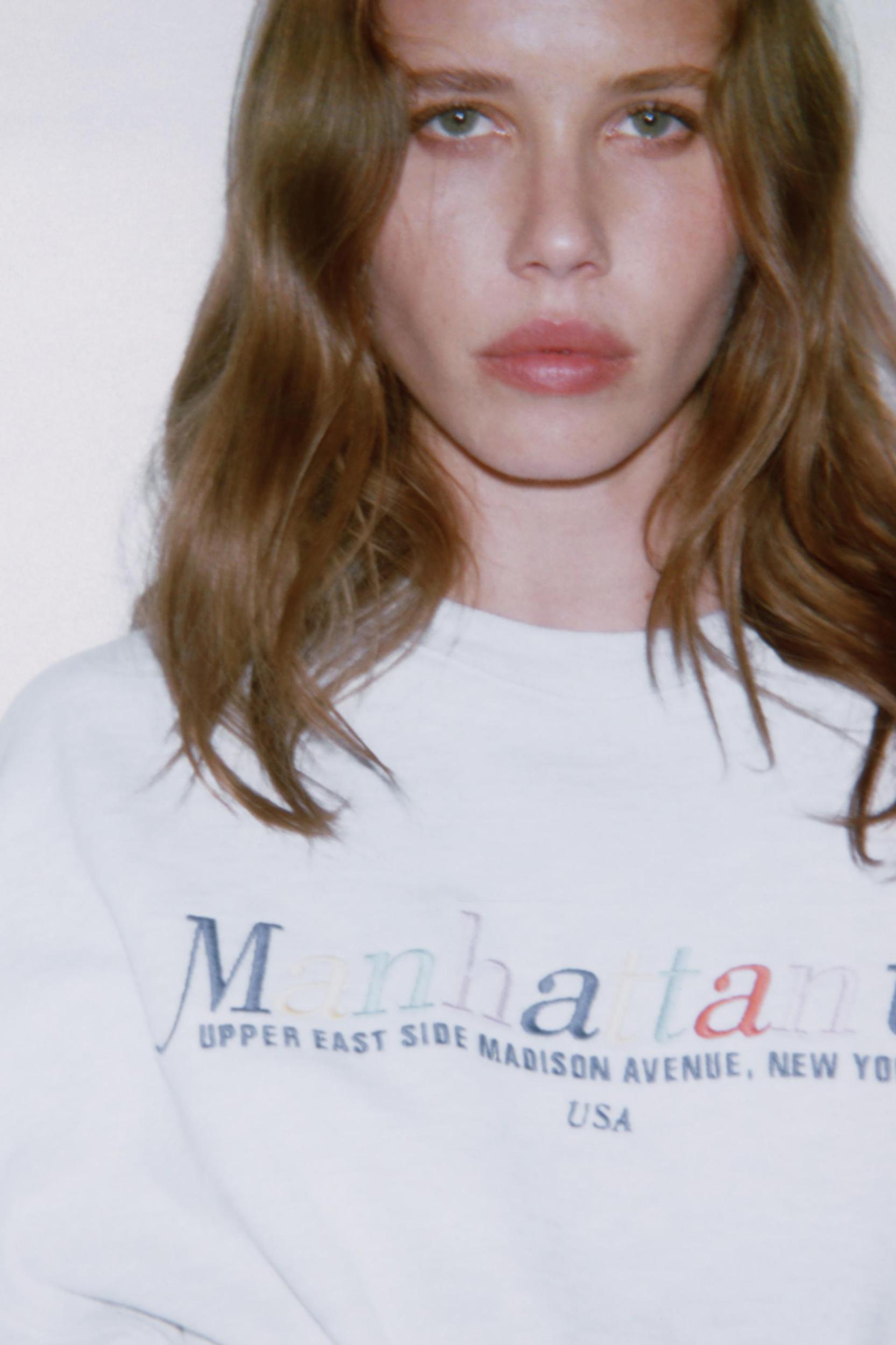 VARSITY SWEATSHIRT Product Image