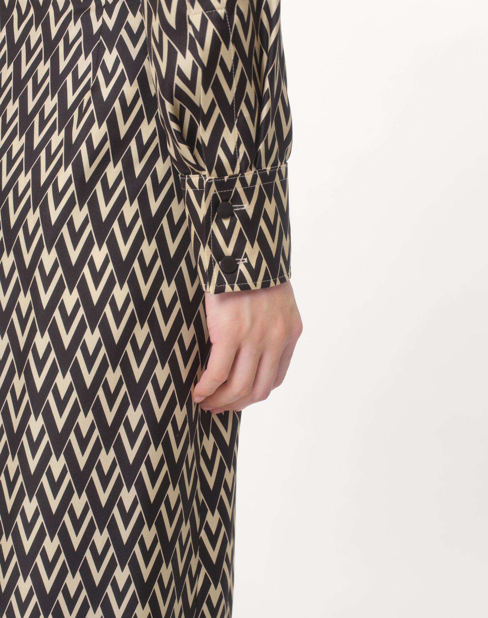 Toute La V Twill Shirt  Product Image