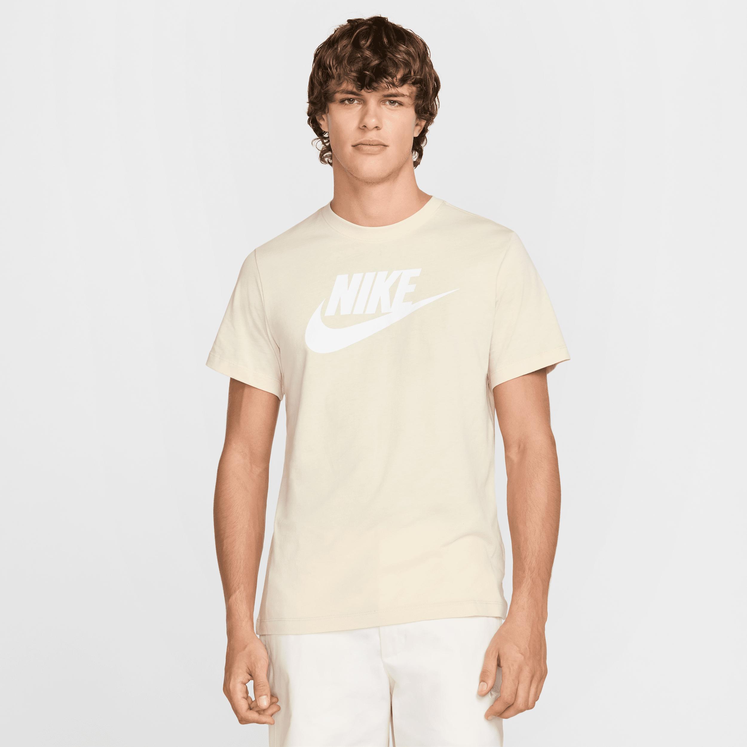 Nike Sportswear Men's T-Shirt Product Image