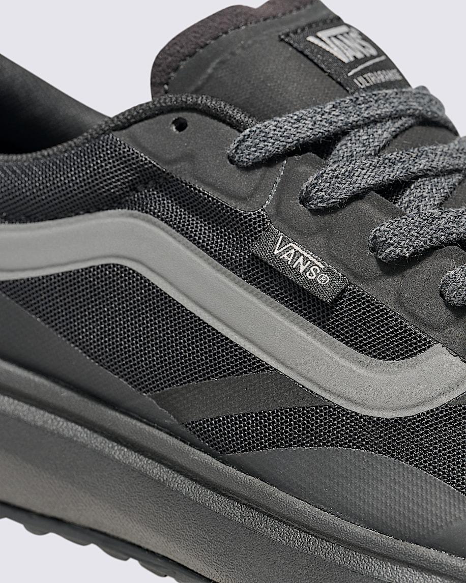 UltraRange 2.0 Shoe in Black| Vans US Product Image
