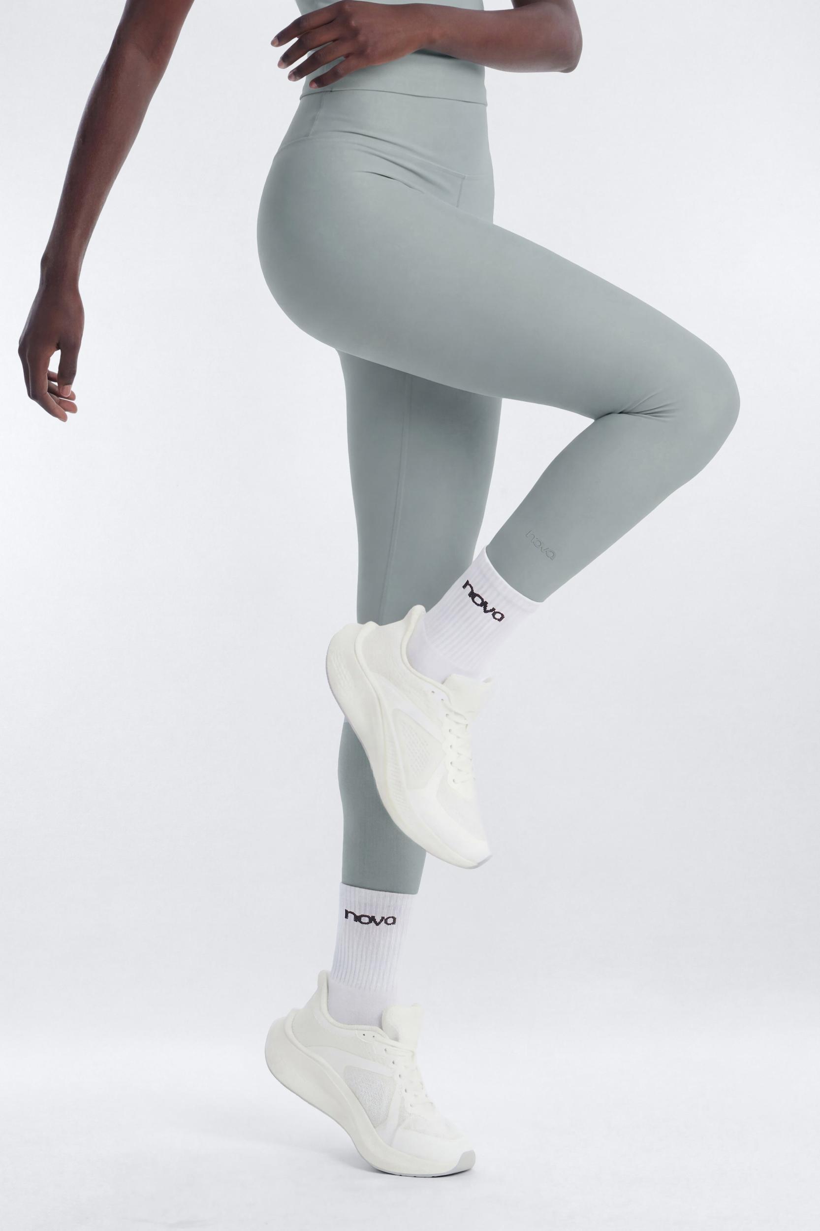 AirSculpt™ 28″ High Rise Legging - Steel Female Product Image