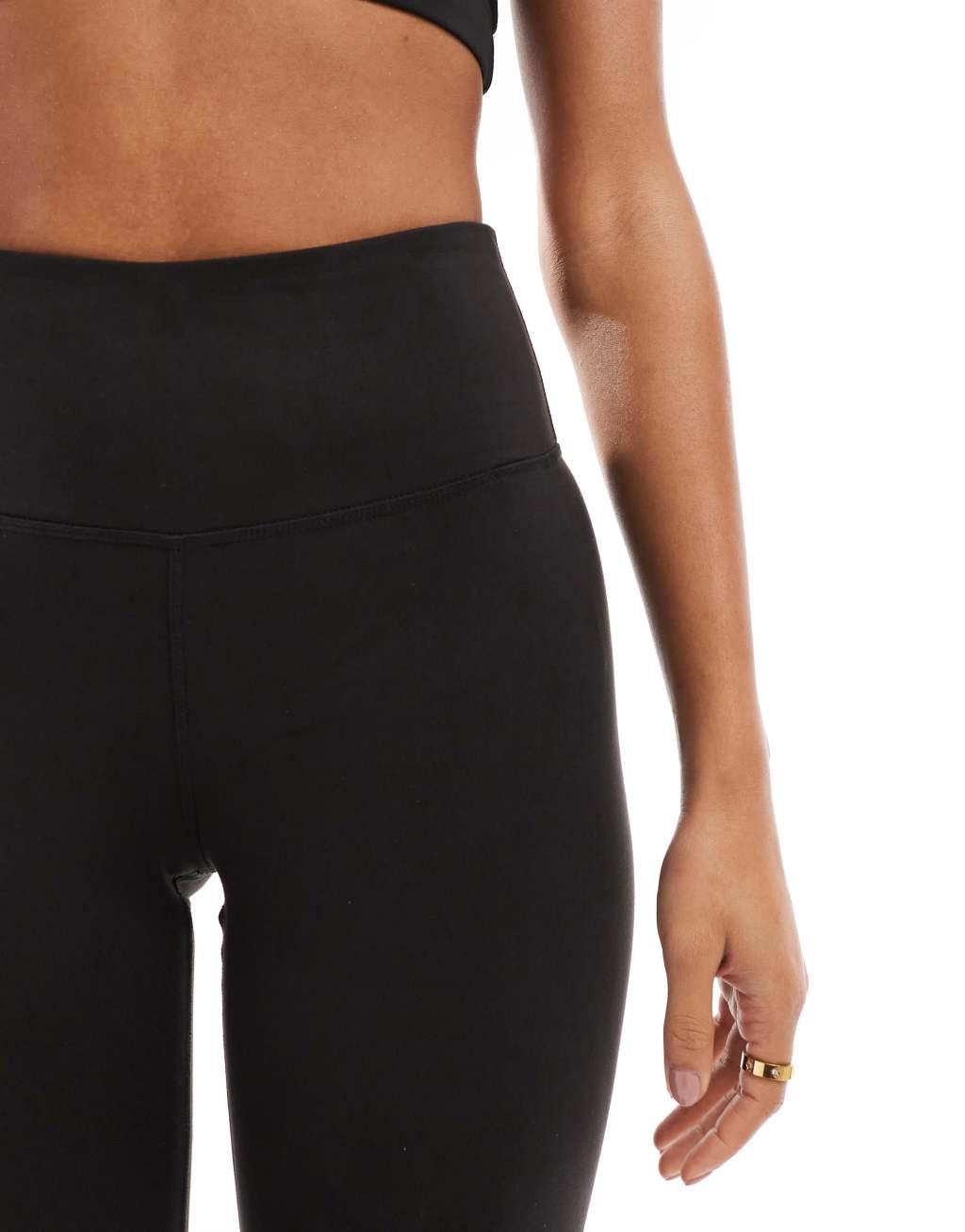 PUMA Training leggings in black Product Image