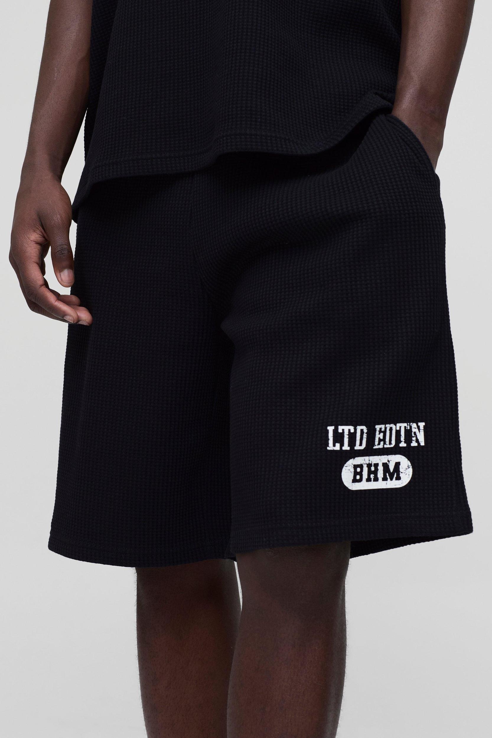 Oversized Waffle Mid Length Print Short | boohooMAN USA Product Image