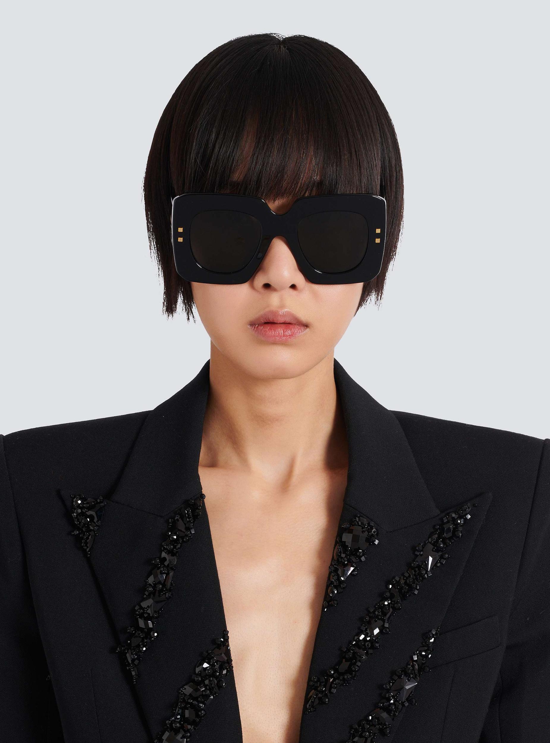 B-Bold Sunglasses Product Image