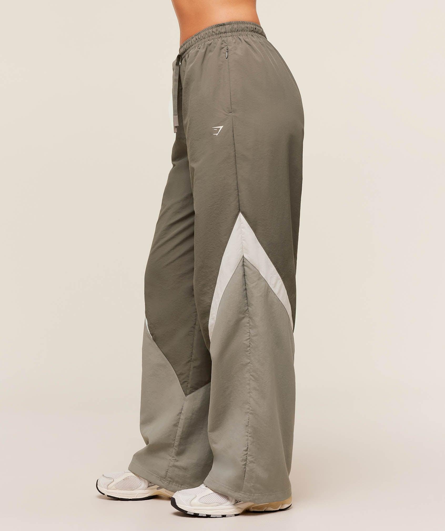 Gymshark Contrast Track Pant - Camo Brown/Linen Brown/Oat White Female Product Image