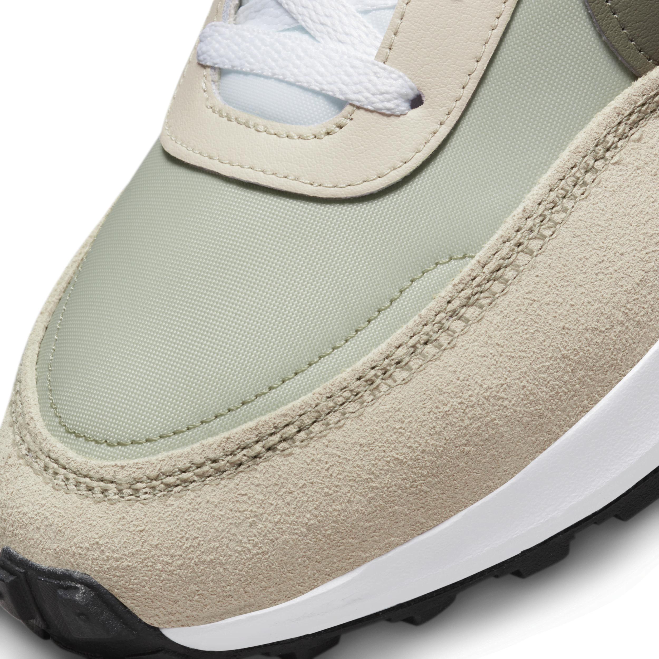 Nike Men's Waffle Debut Shoes Product Image