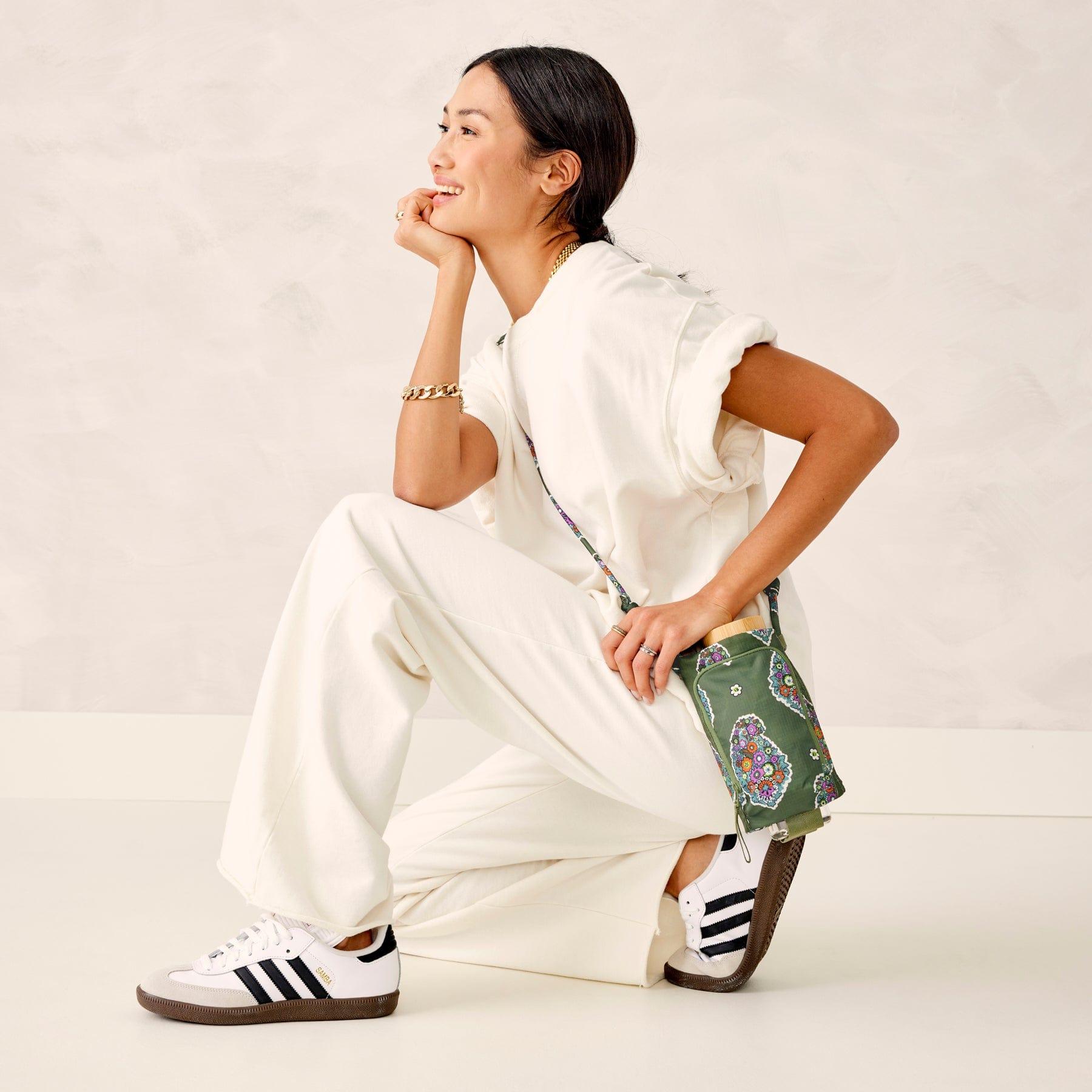 Carew Hydration Crossbody Product Image