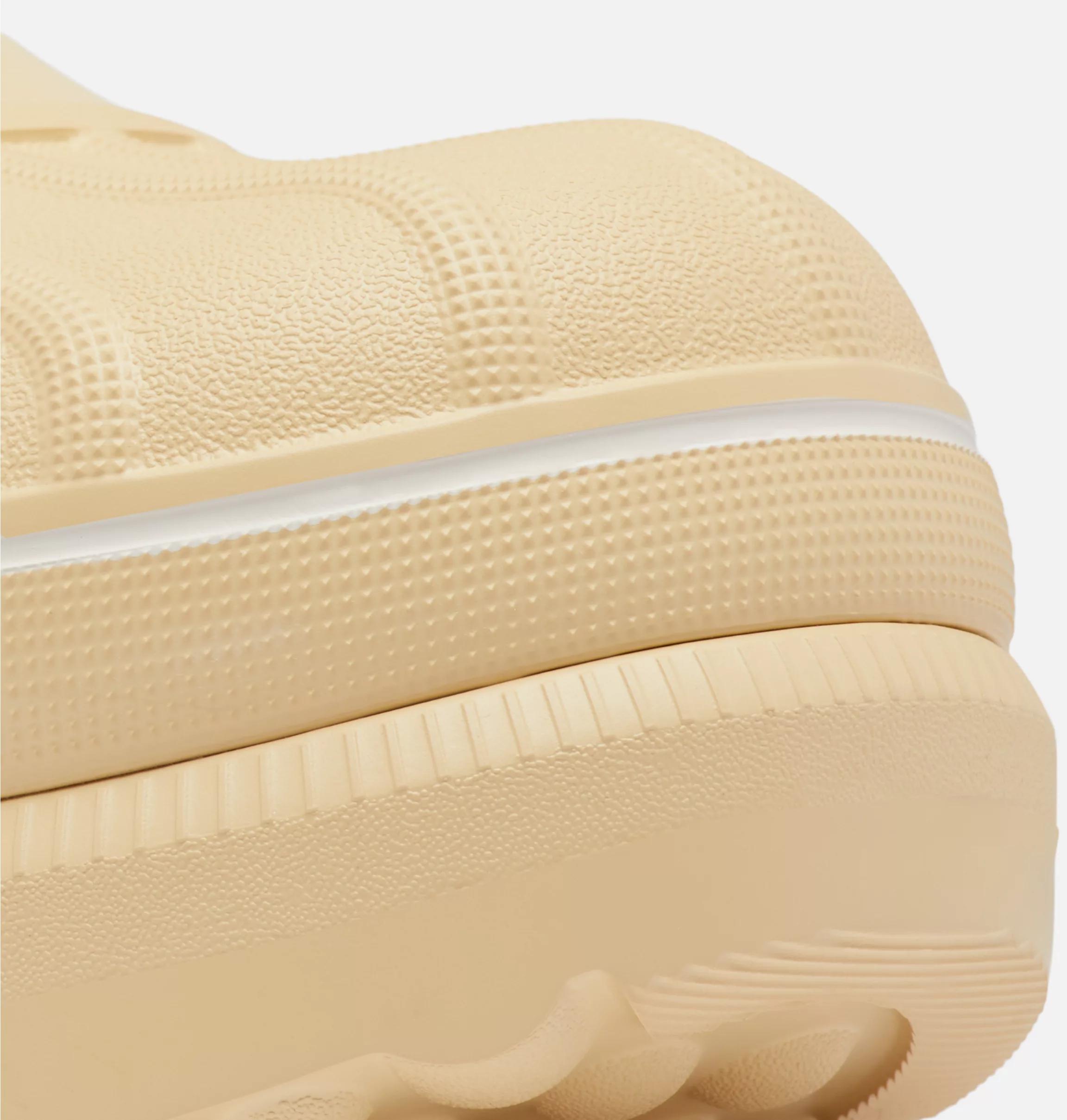 CARIBOU™ Women's Clog Product Image