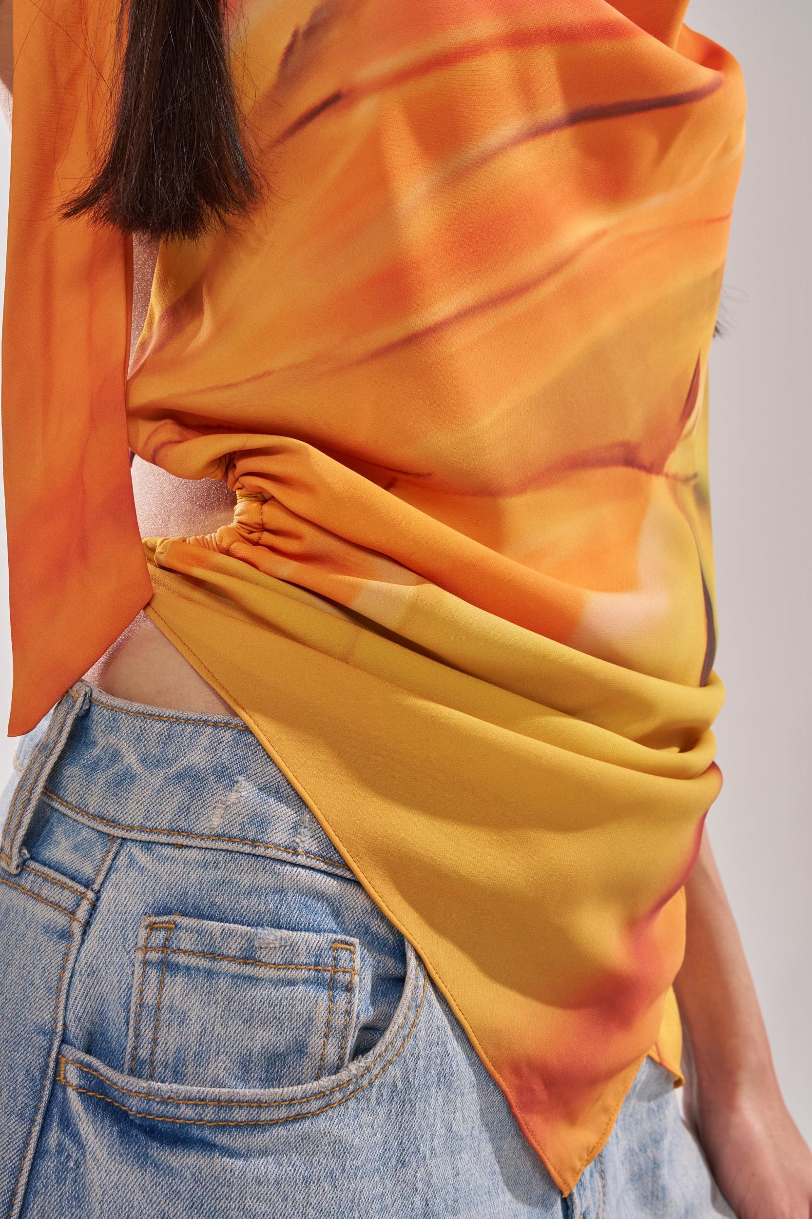 COASTAL HOODED HALTER TOP Product Image