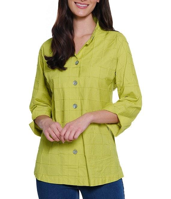 Ali Miles Textured Soft Point Collar 3/4 Sleeve Button Front Tunic Product Image