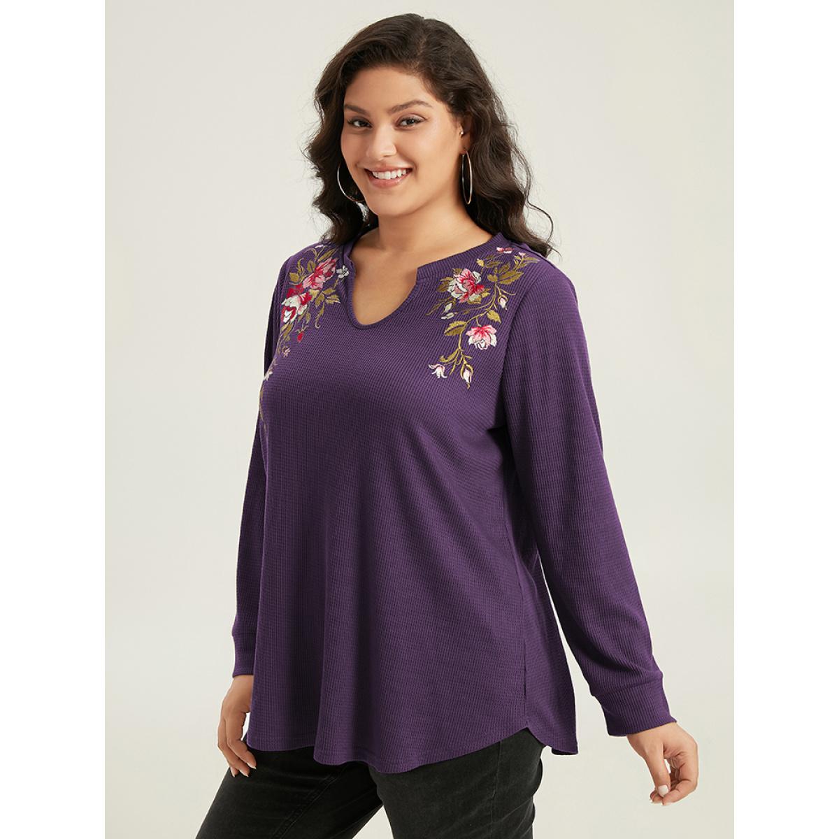 Plus Size Floral Embroidered Notched Arc Hem Sweatshirt Women Mauve Casual Embroidered Notched collar Dailywear Sweatshirts BloomChic 22-24/3X Product Image