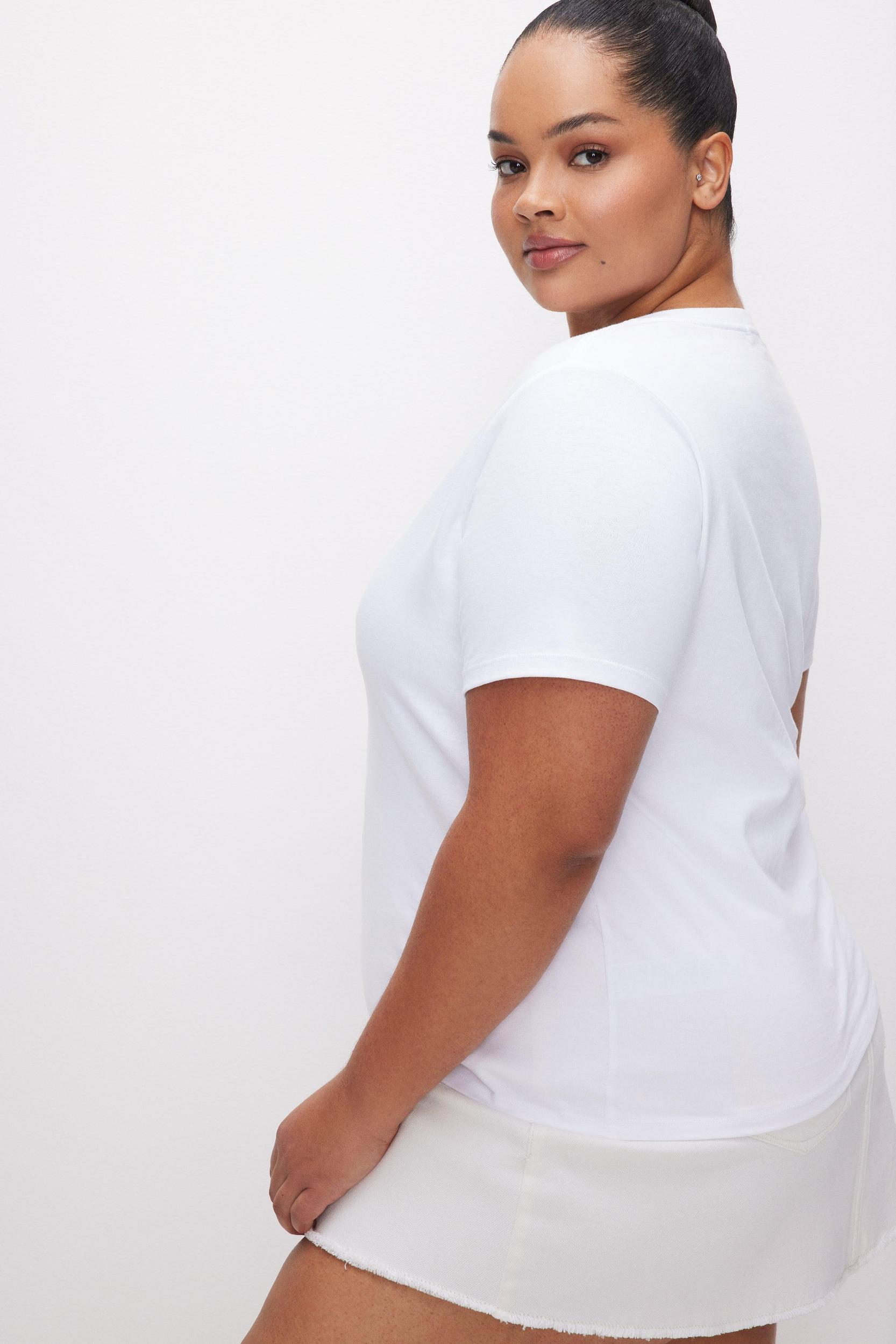 COTTON CLASSIC V-NECK TEE | WHITE001 Product Image