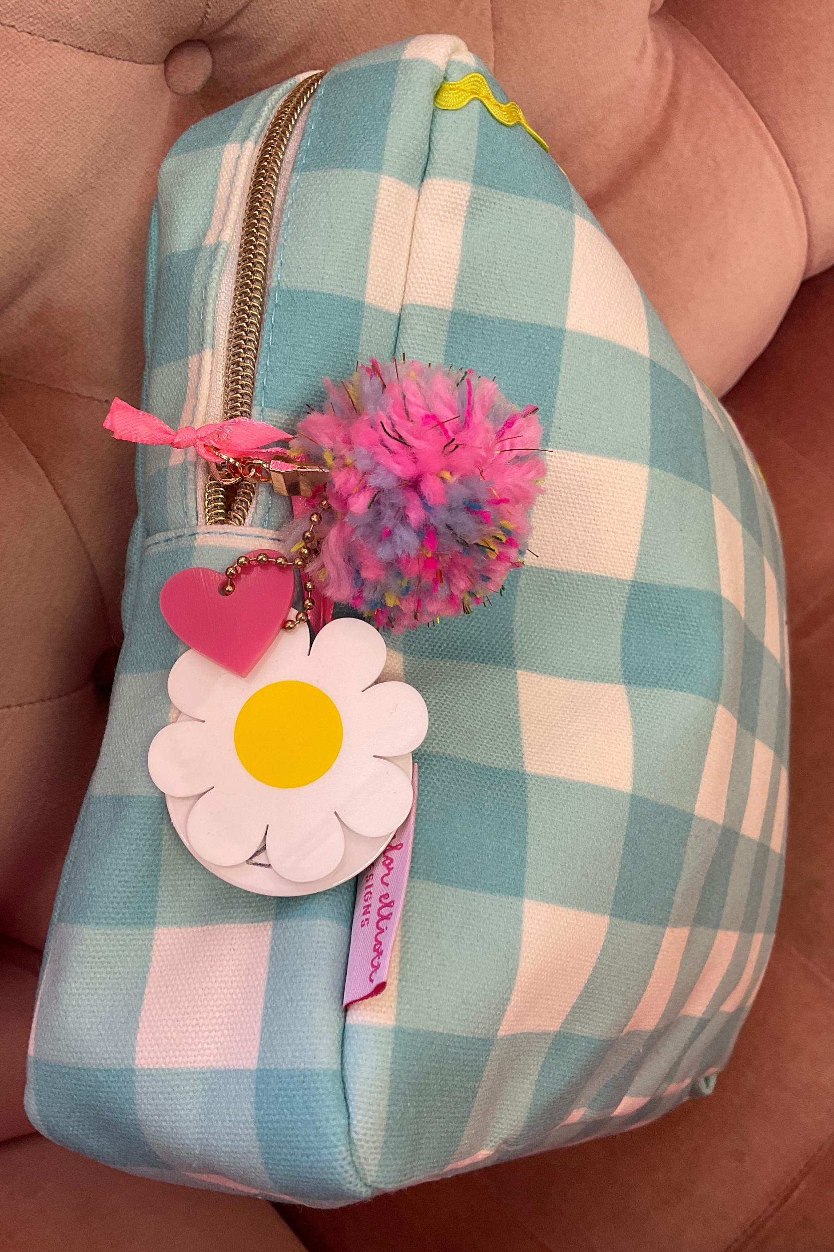 Daisy Darling Pouch Large Product Image