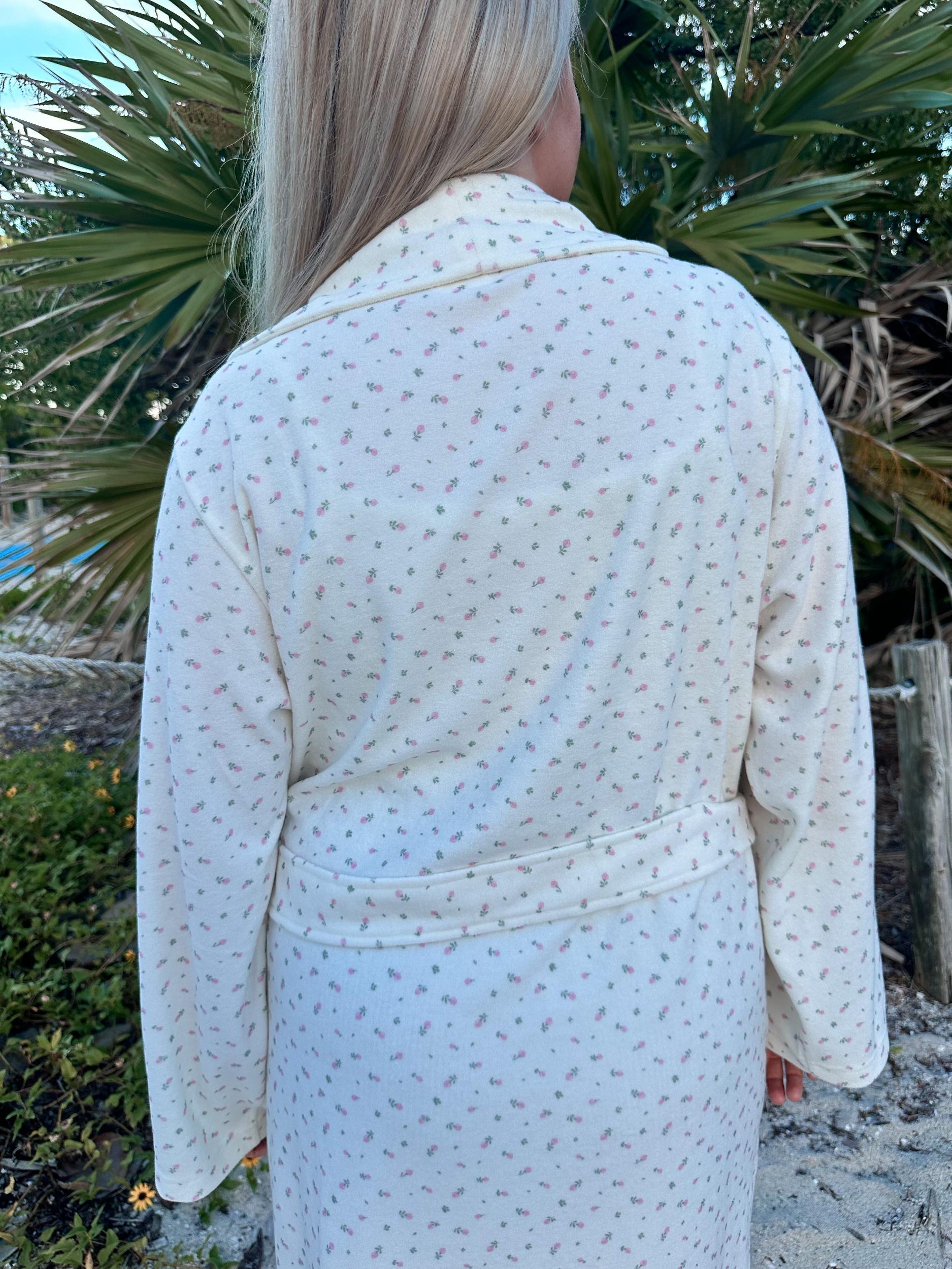 Pink Roses Dream Hotel Robe Product Image