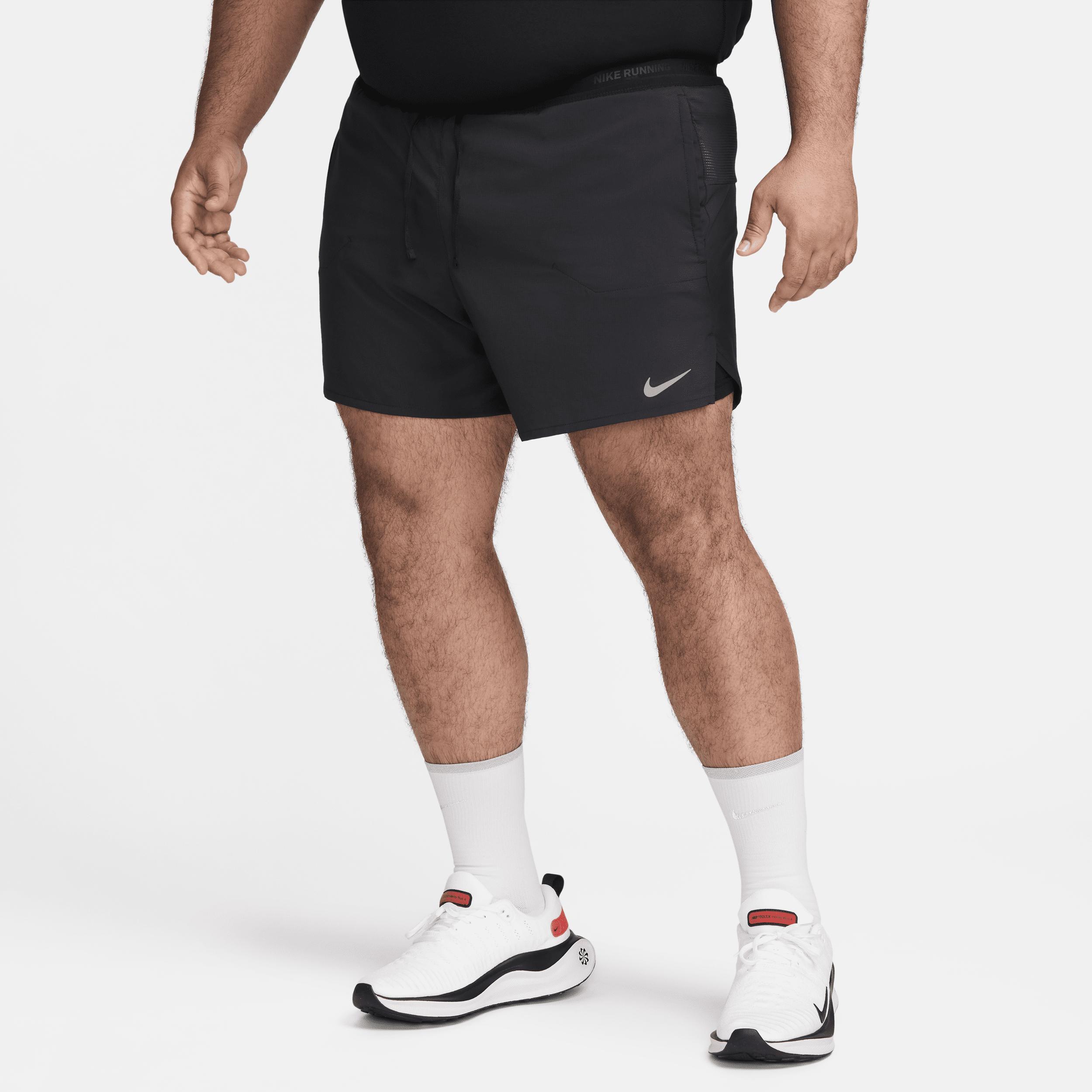 Nike Men's Stride Dri-FIT 5" 2-in-1 Running Shorts Product Image