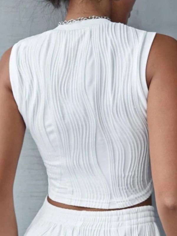 Solid Textured Cropped Tank Top Product Image