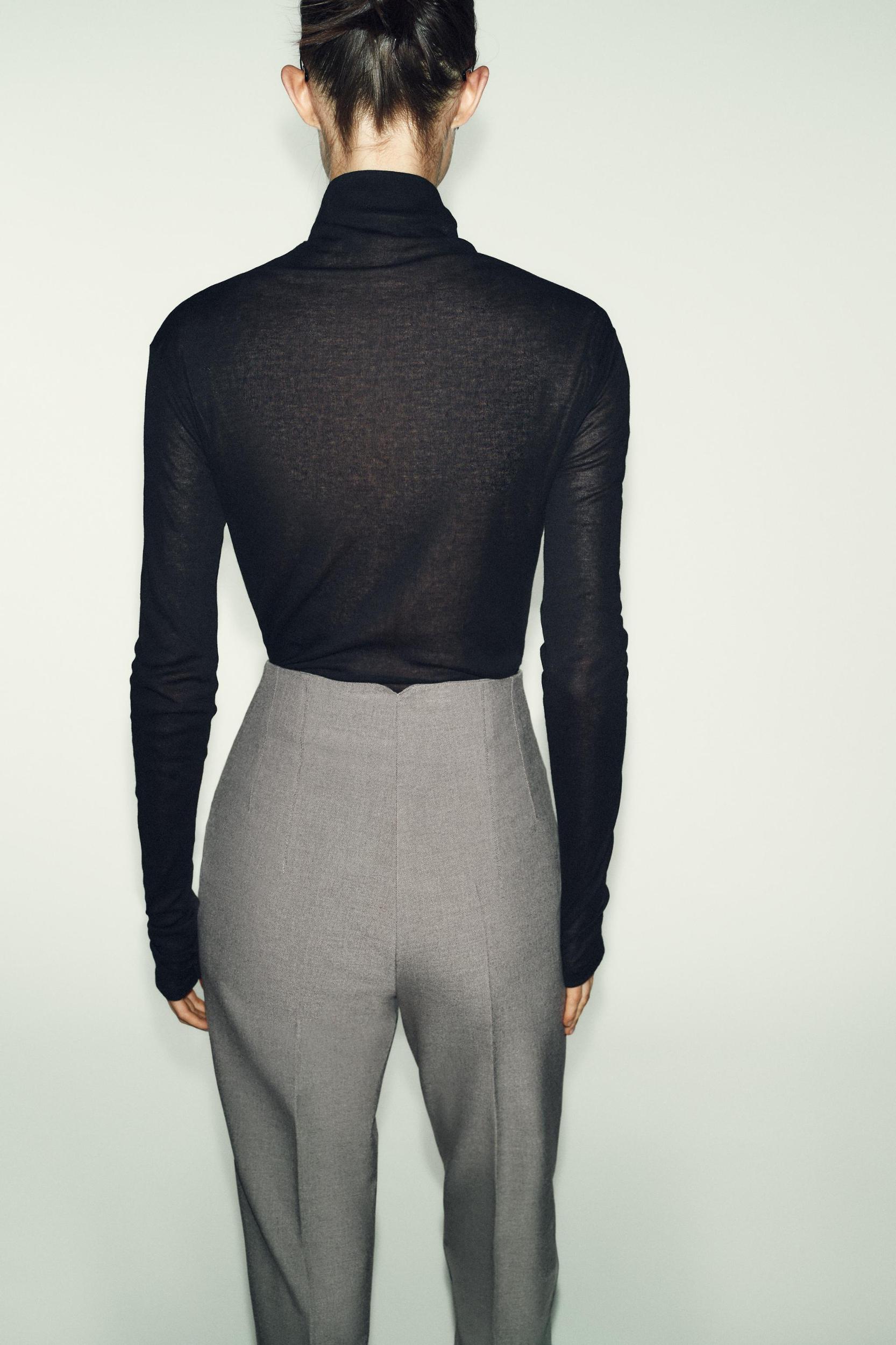 PANTS WITH A HIGH WAIST Product Image