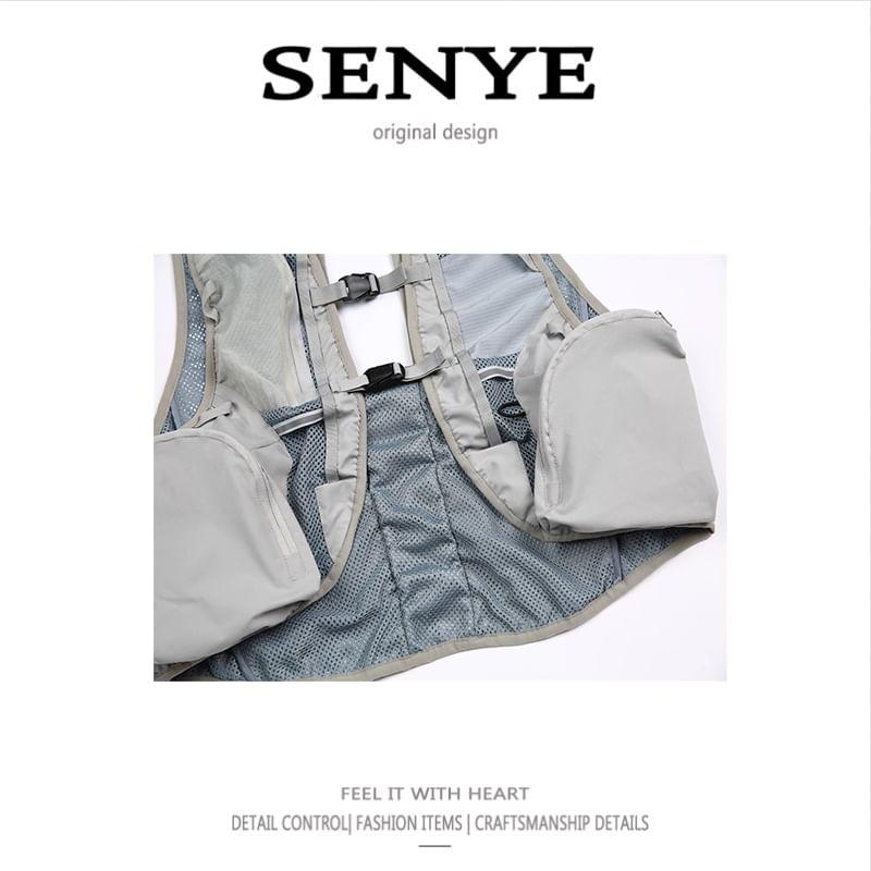 V-Neck Panel Mesh Crop Buckle Cargo Vest Product Image