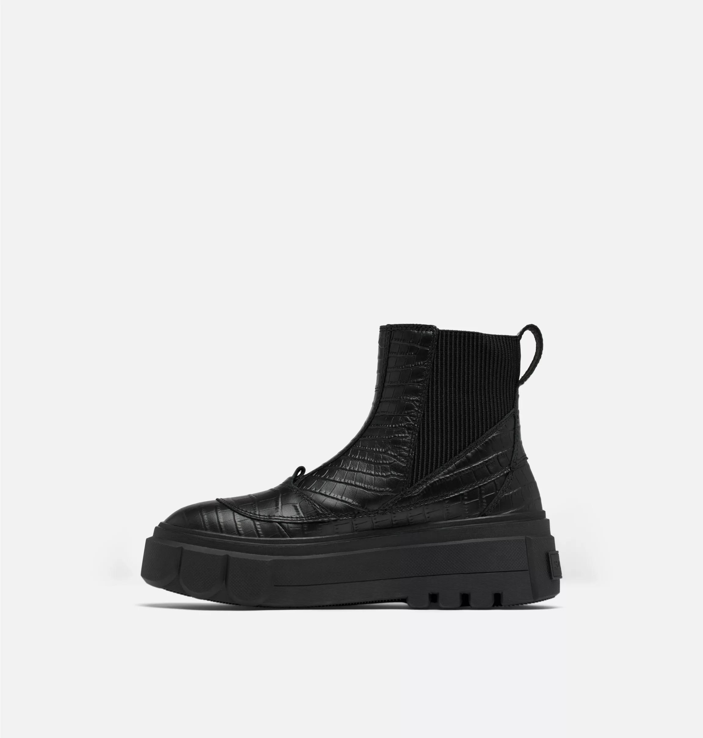 CARIBOU™ X Women's Chelsea Waterproof Boot Product Image