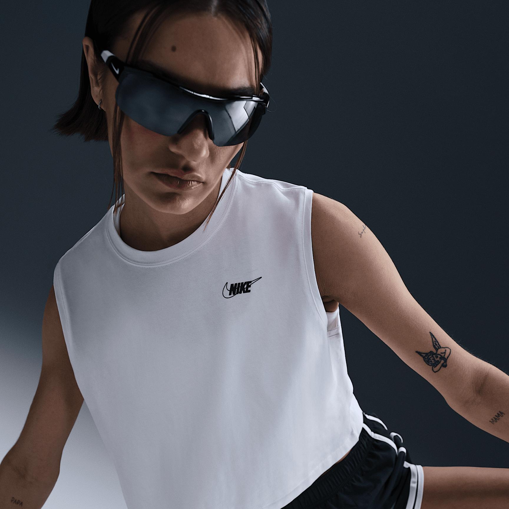 Women's Nike Sportswear Club Sleeveless Cropped Graphic T-Shirt Product Image