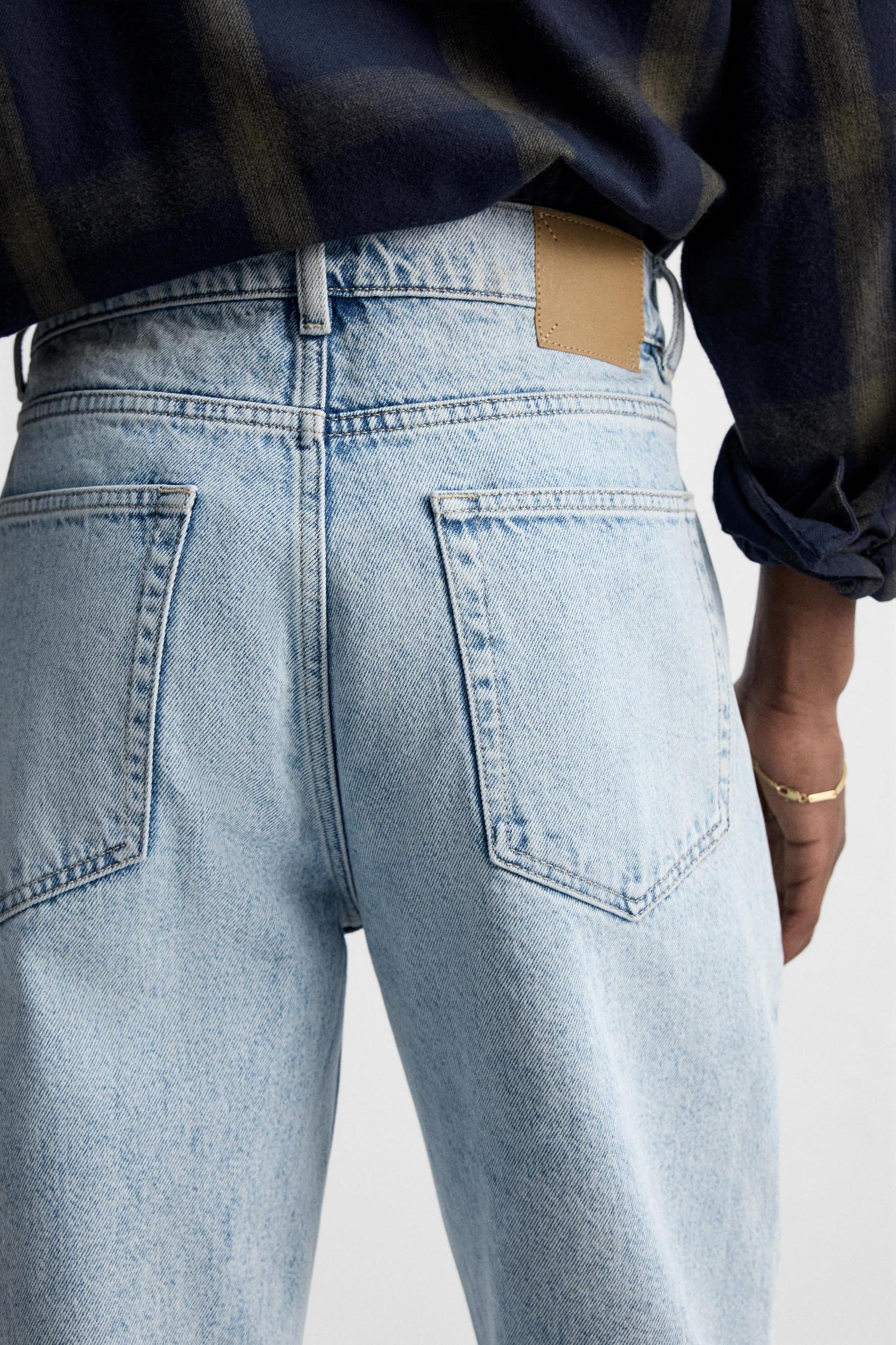 STRAIGHT ANKLE FIT JEANS Product Image