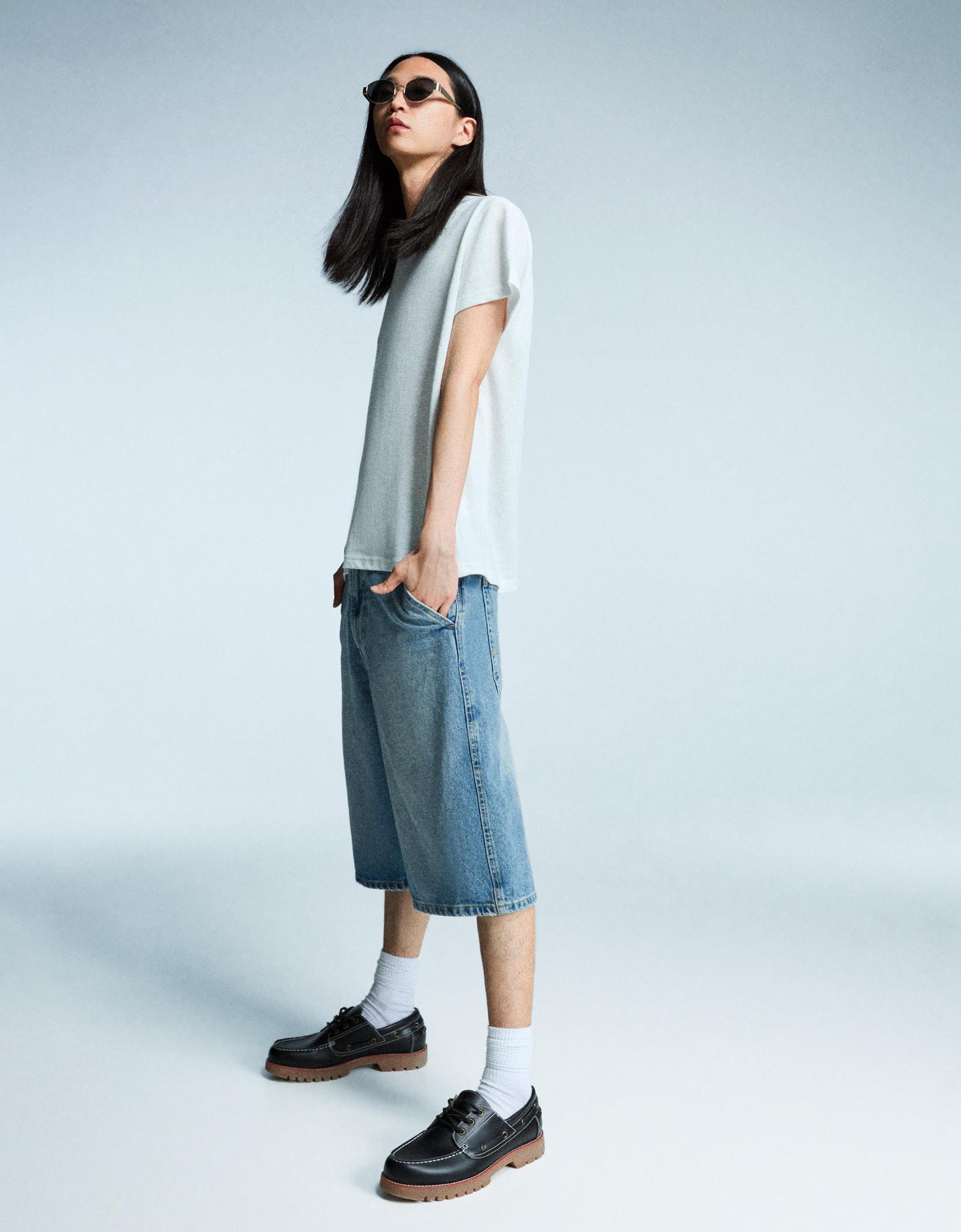 Denim skater Bermuda shorts Product Image