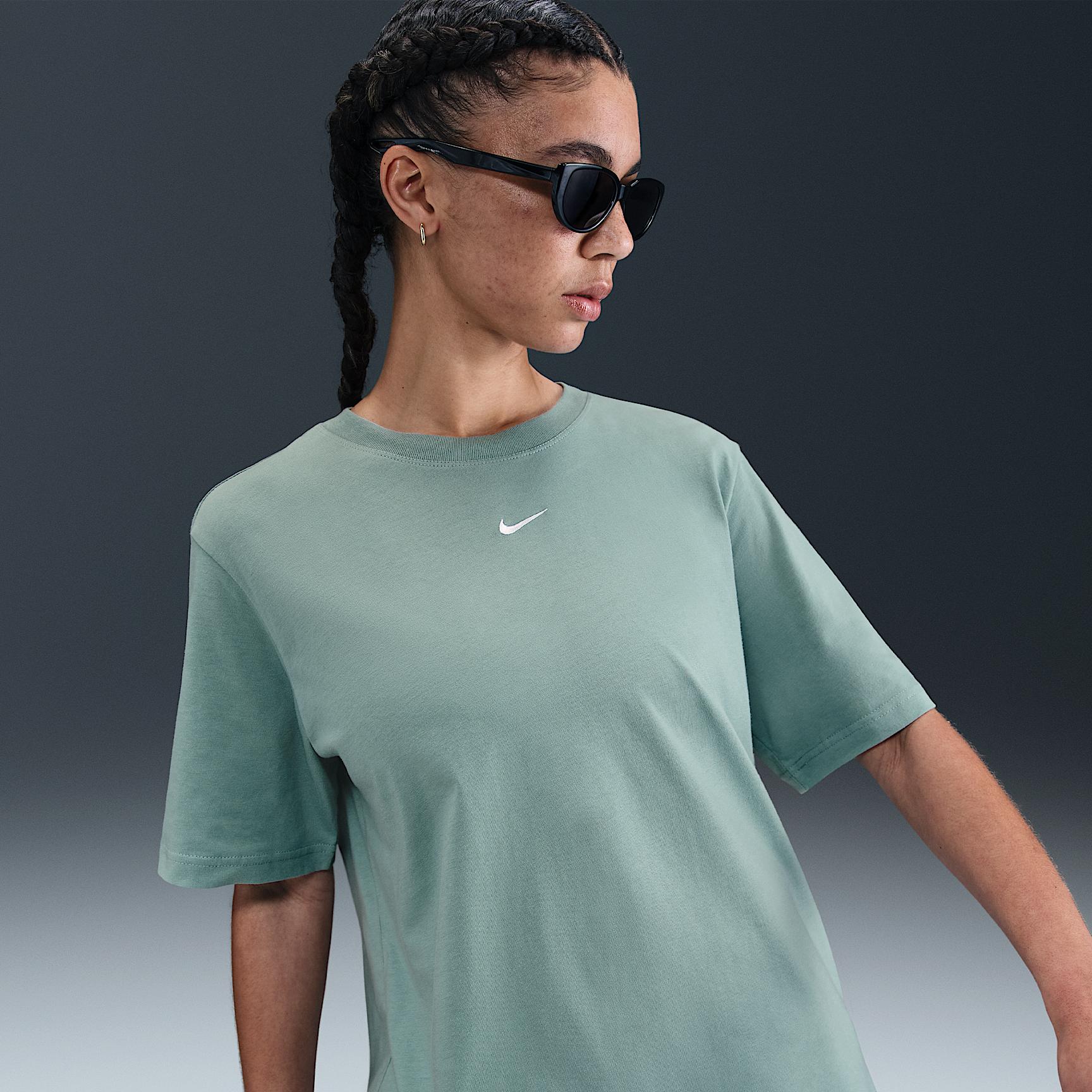 Womens Nike Sportswear Essential T-Shirt | FD4149-675 Product Image