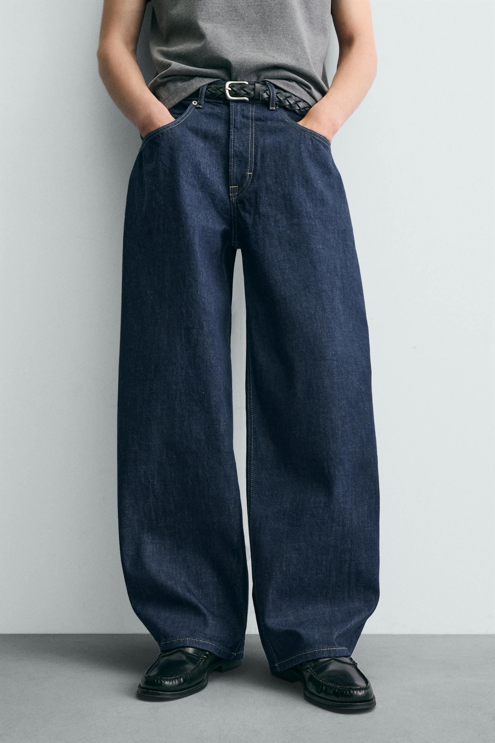 BALLOON FIT JEANS Product Image