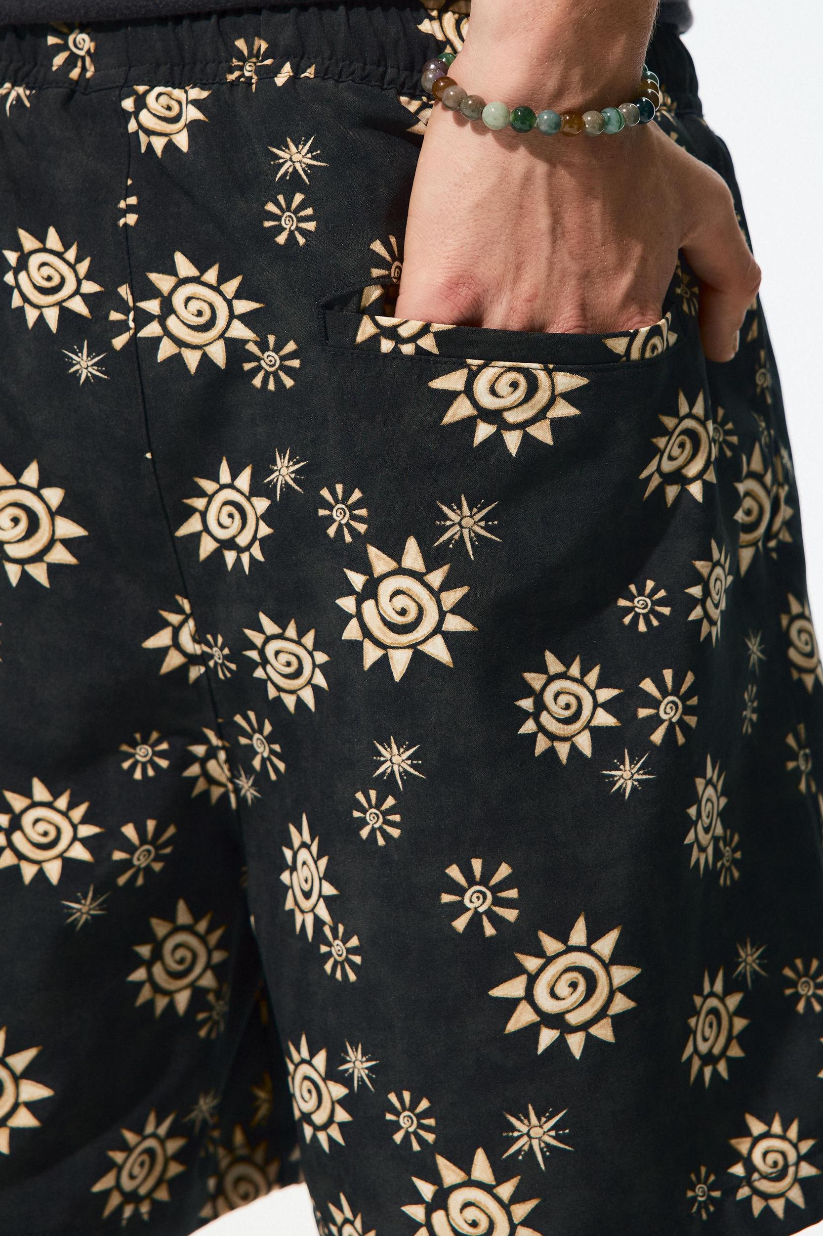 Board shorts with suns Product Image